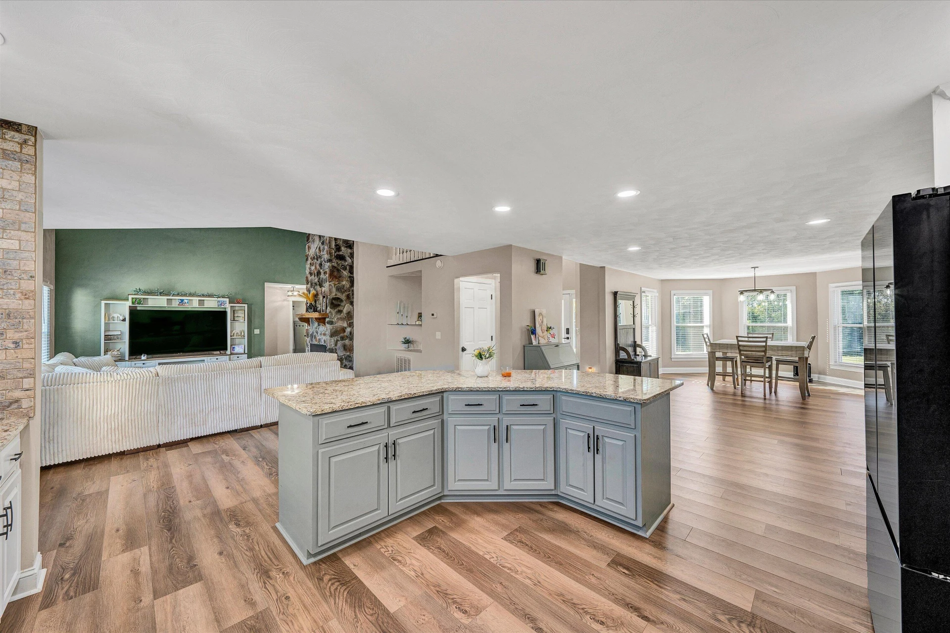 10 Wilkerson RD - Photo 14