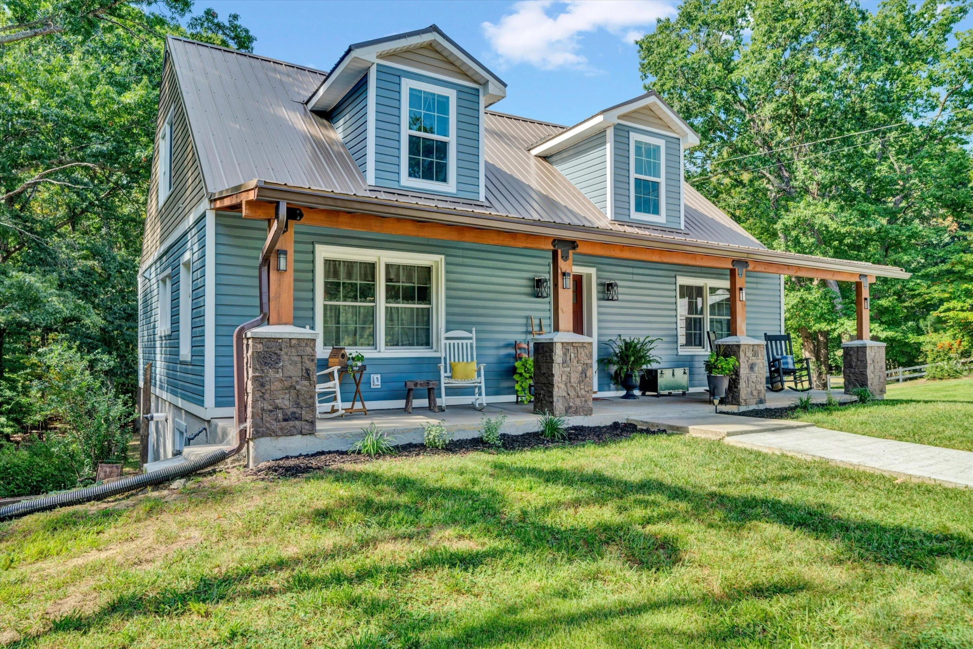 752 Texas Hollow RD - Photo 2