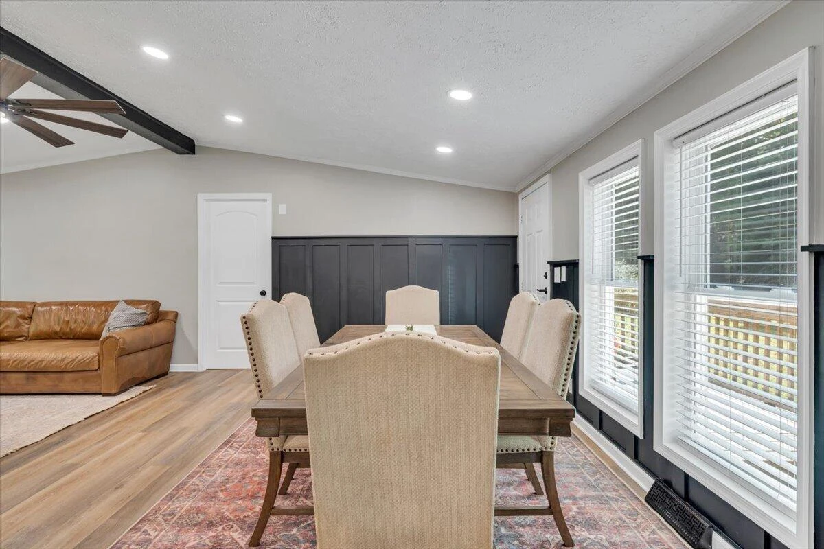 1675 Ashley DR - Photo 6