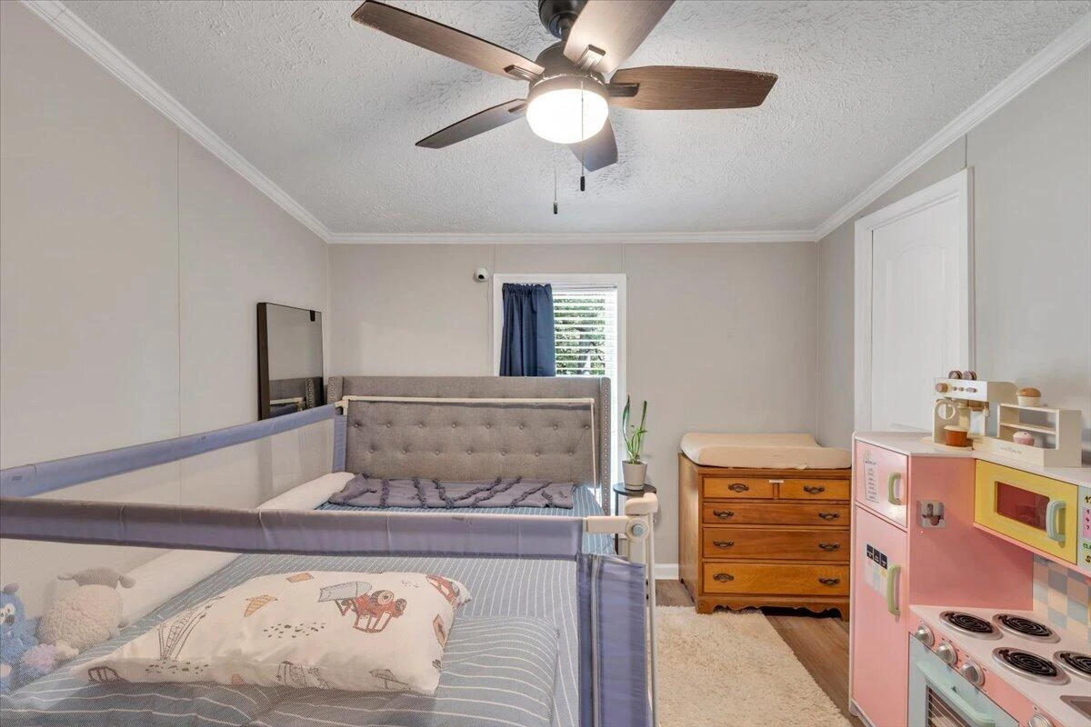 1675 Ashley DR - Photo 24
