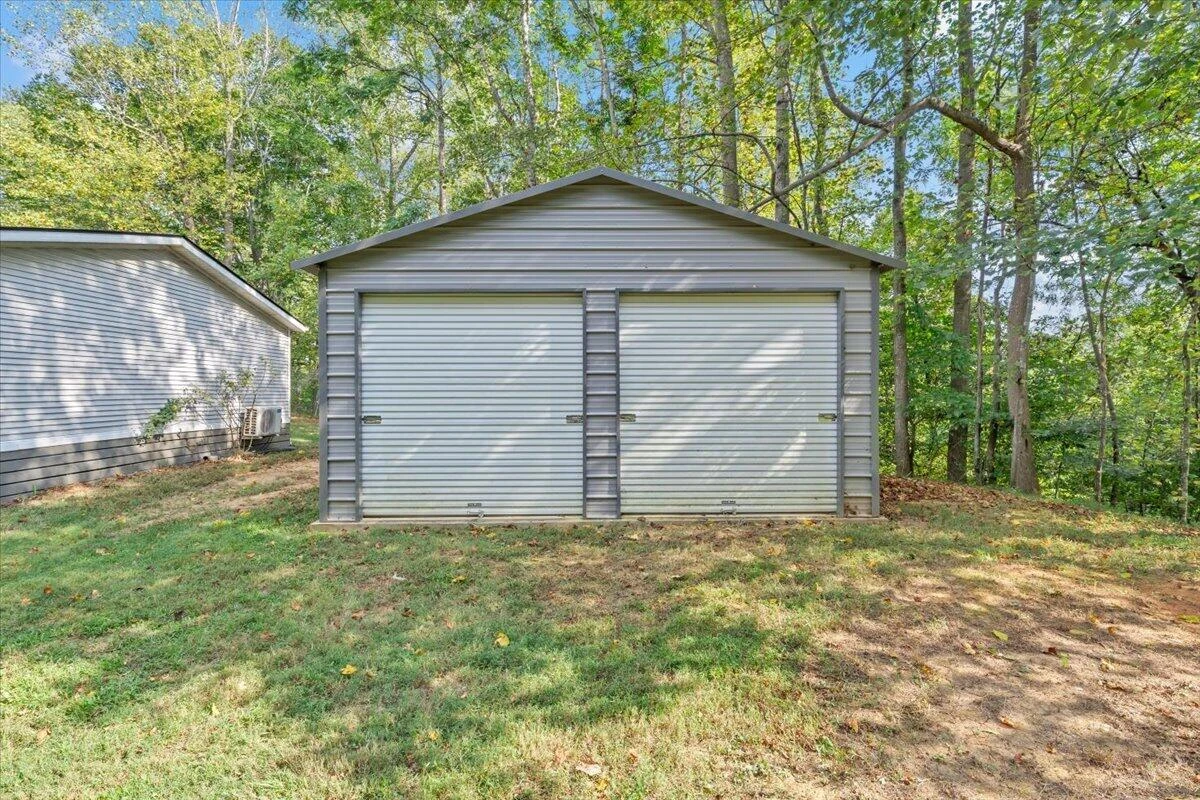 1675 Ashley DR - Photo 35