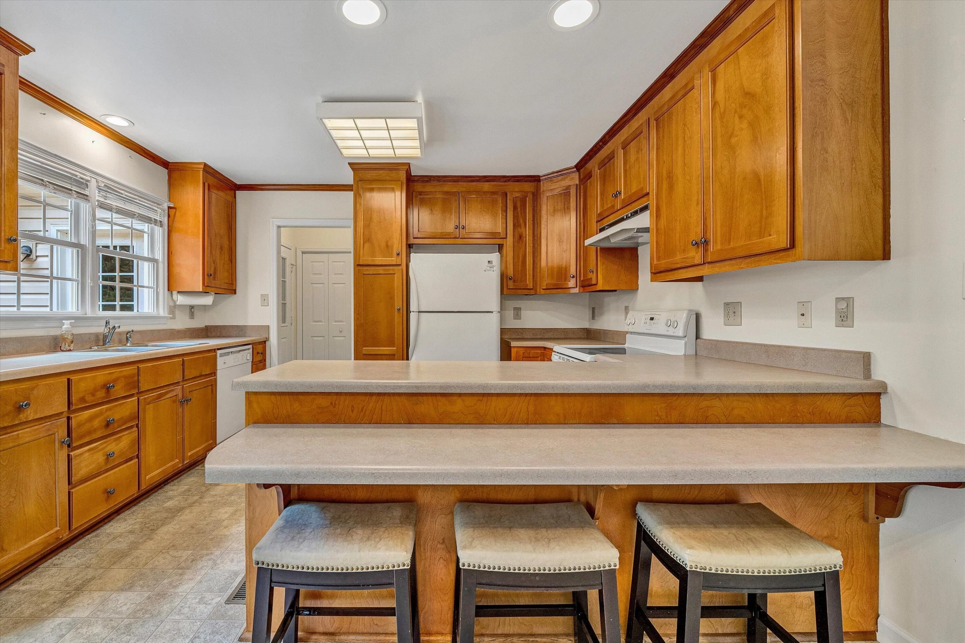 100 Meadow Brook DR - Photo 12