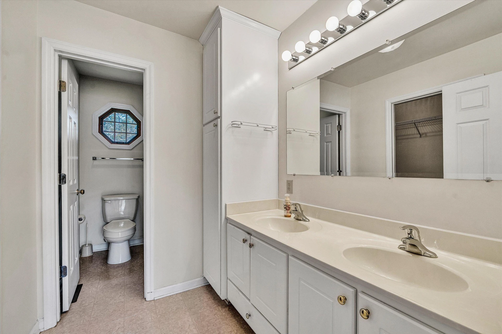 100 Meadow Brook DR - Photo 15