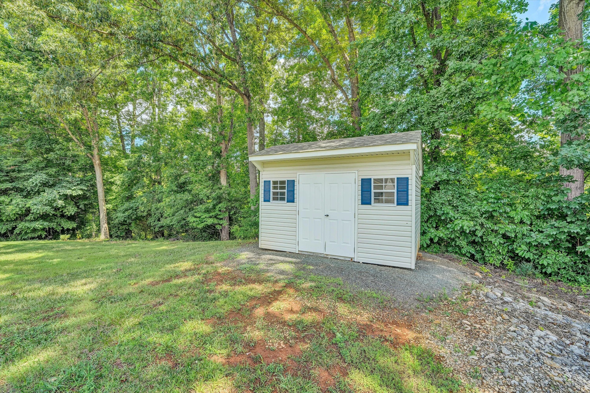 100 Meadow Brook DR - Photo 32
