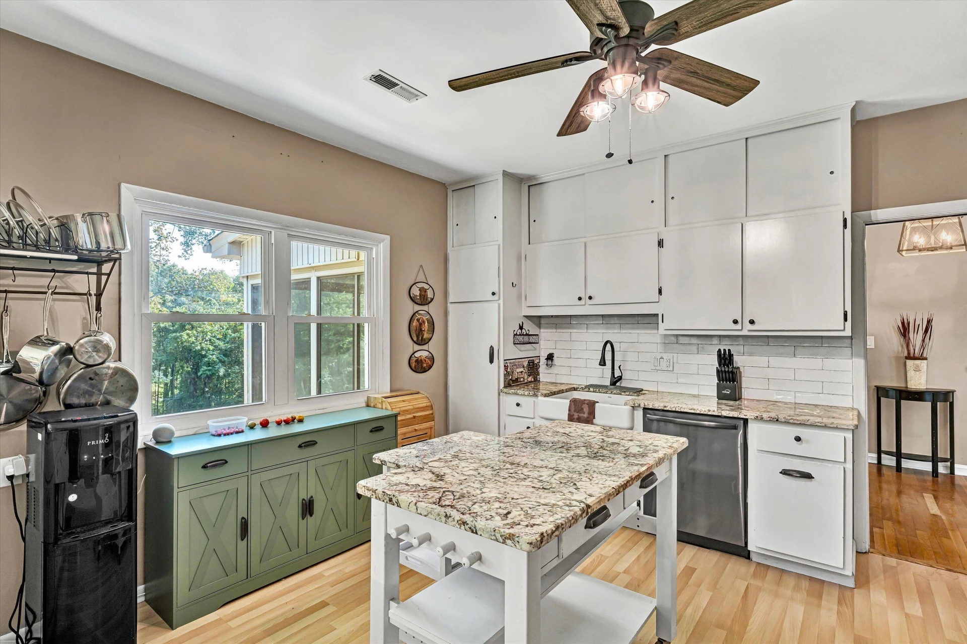 664 Lakeridge CIR - Photo 15