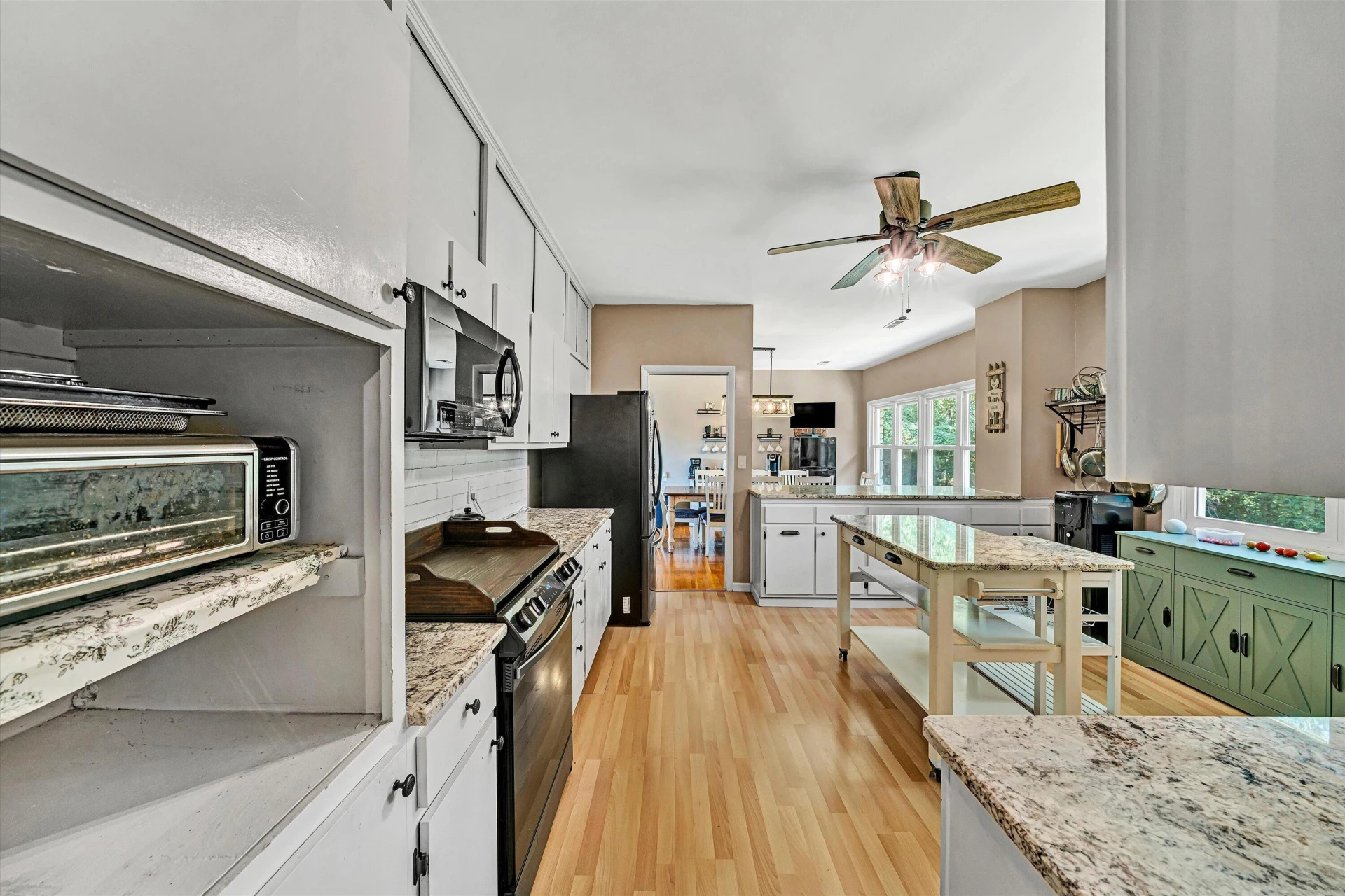 664 Lakeridge CIR - Photo 18