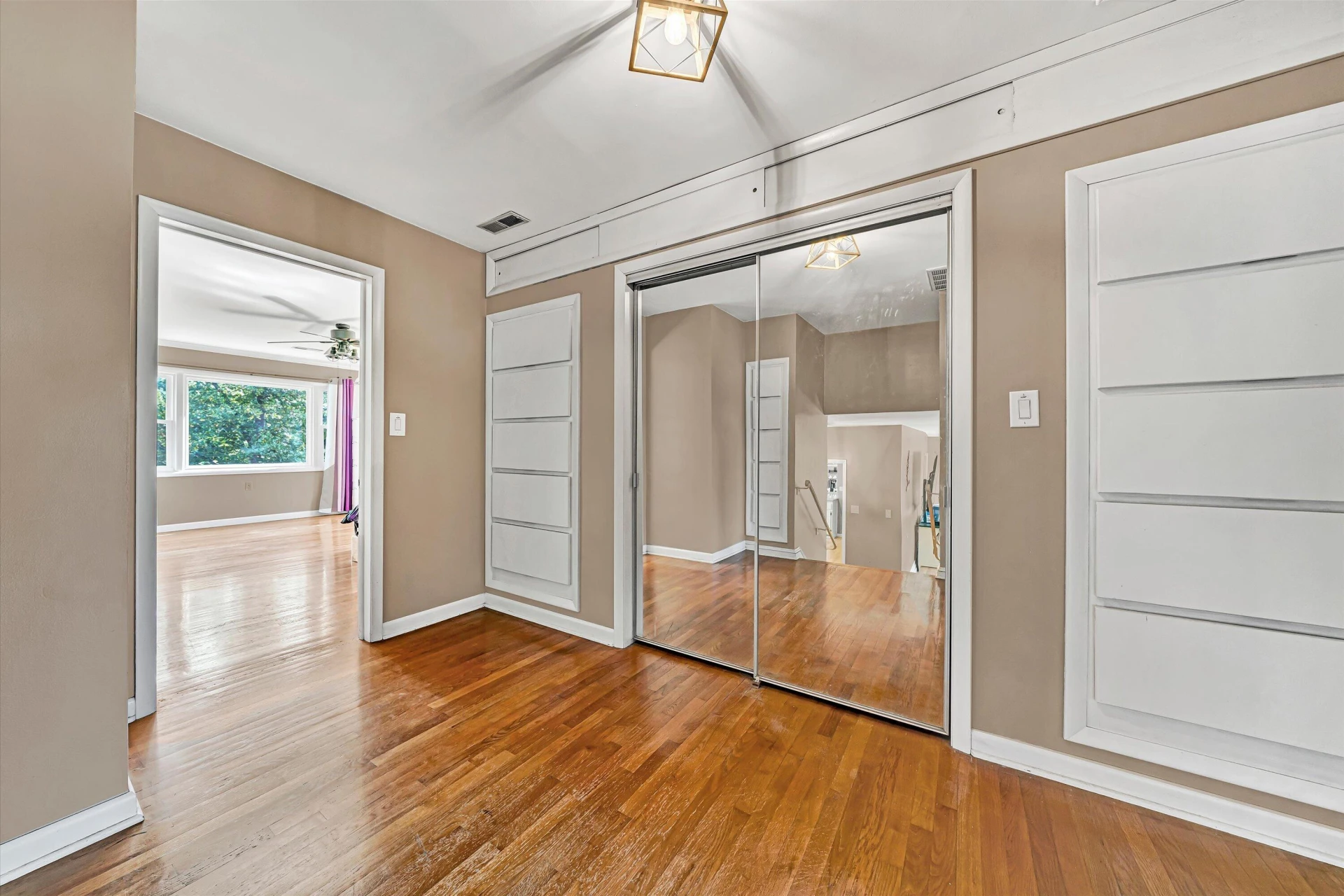 664 Lakeridge CIR - Photo 22