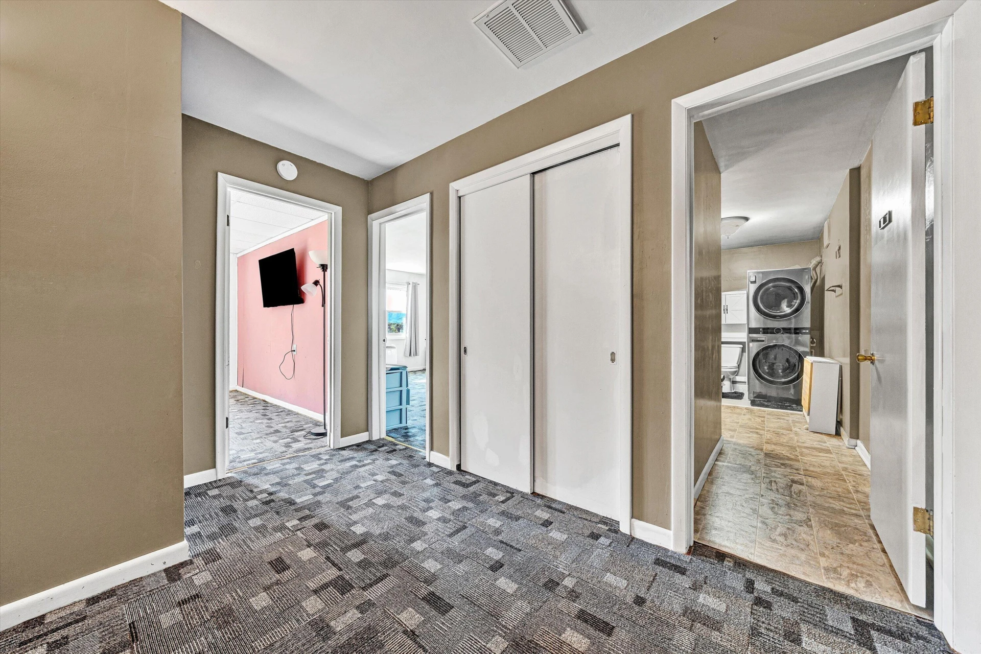 664 Lakeridge CIR - Photo 36