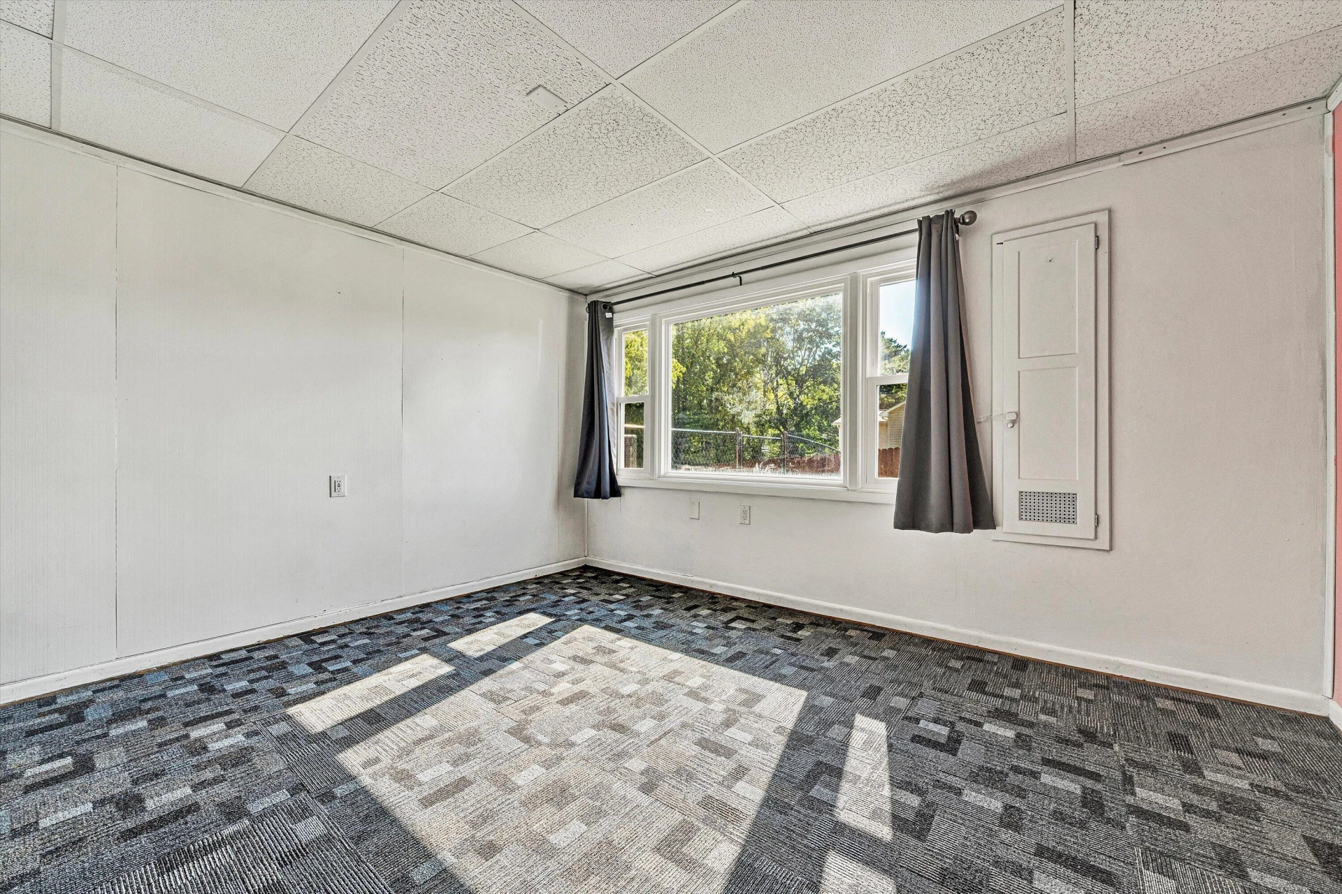 664 Lakeridge CIR - Photo 37