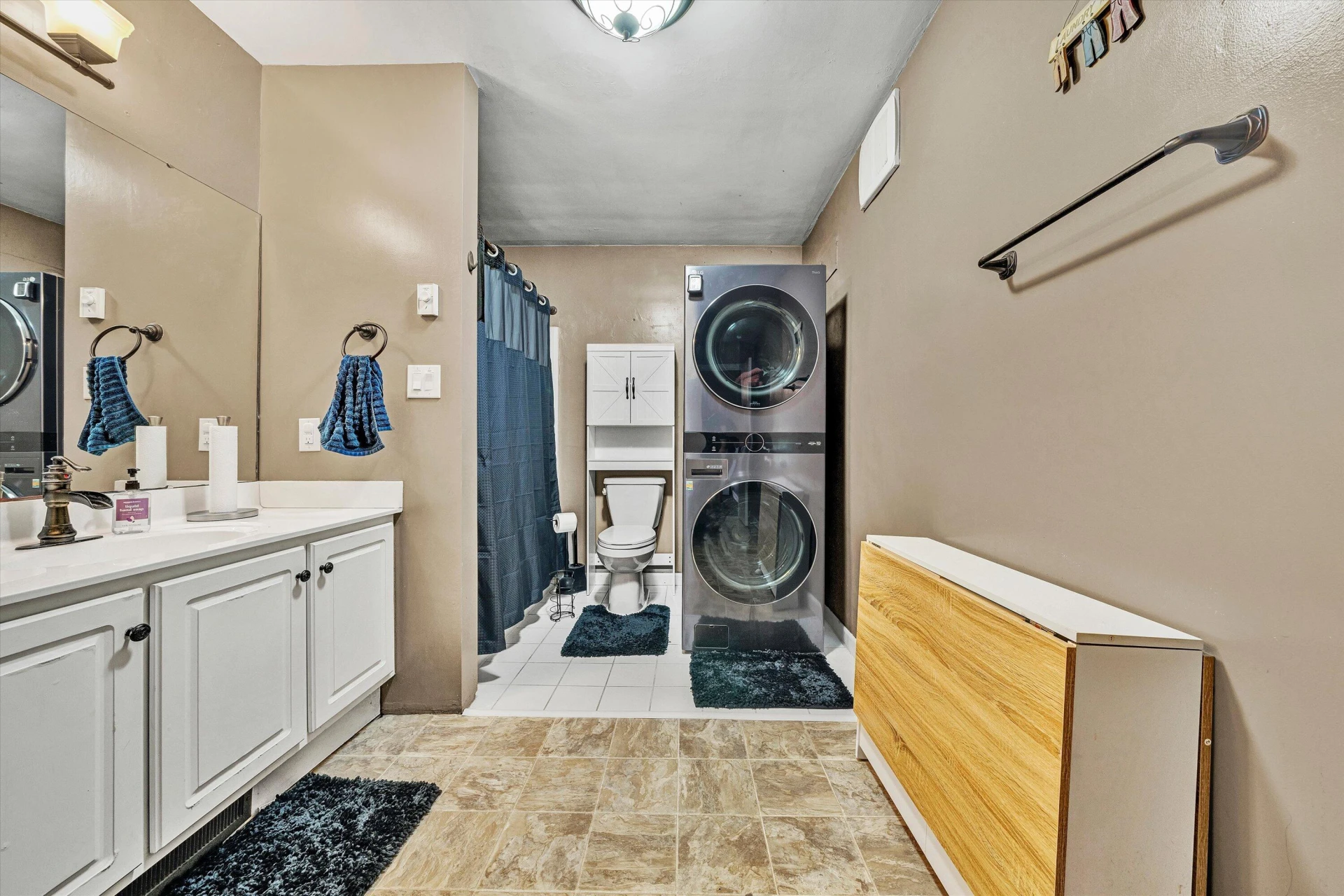 664 Lakeridge CIR - Photo 42
