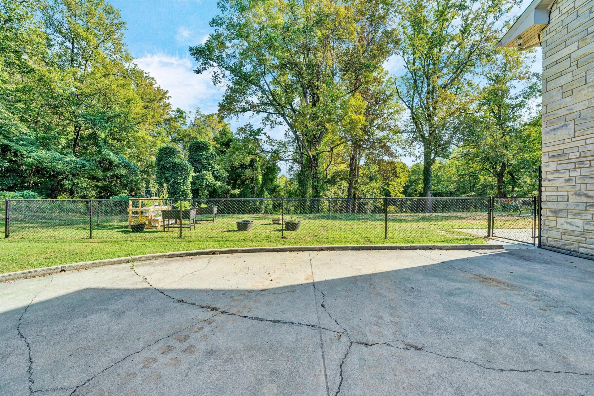 664 Lakeridge CIR - Photo 60
