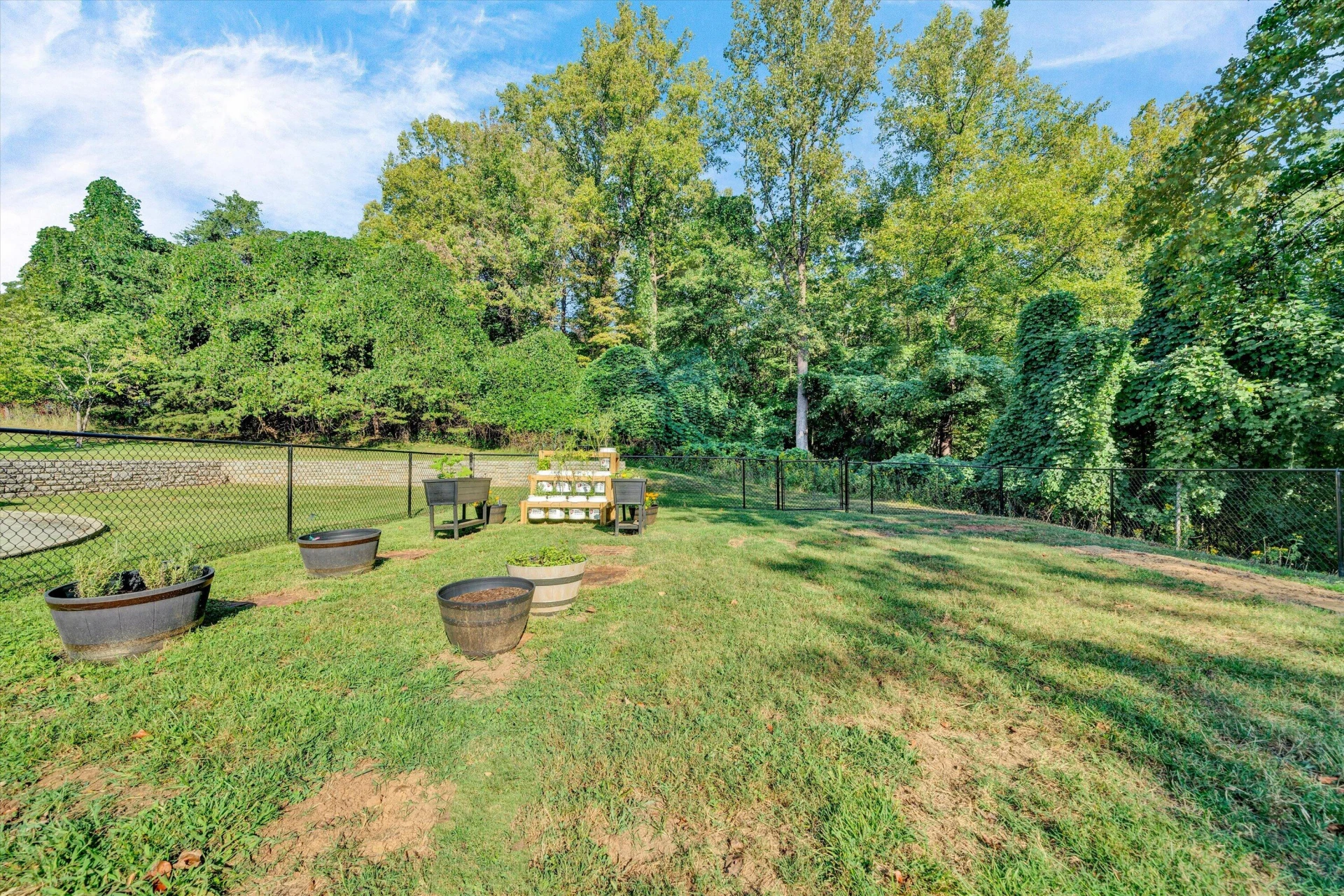 664 Lakeridge CIR - Photo 61