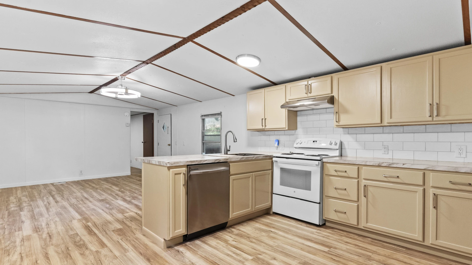 116 Tosh LN - Photo 4