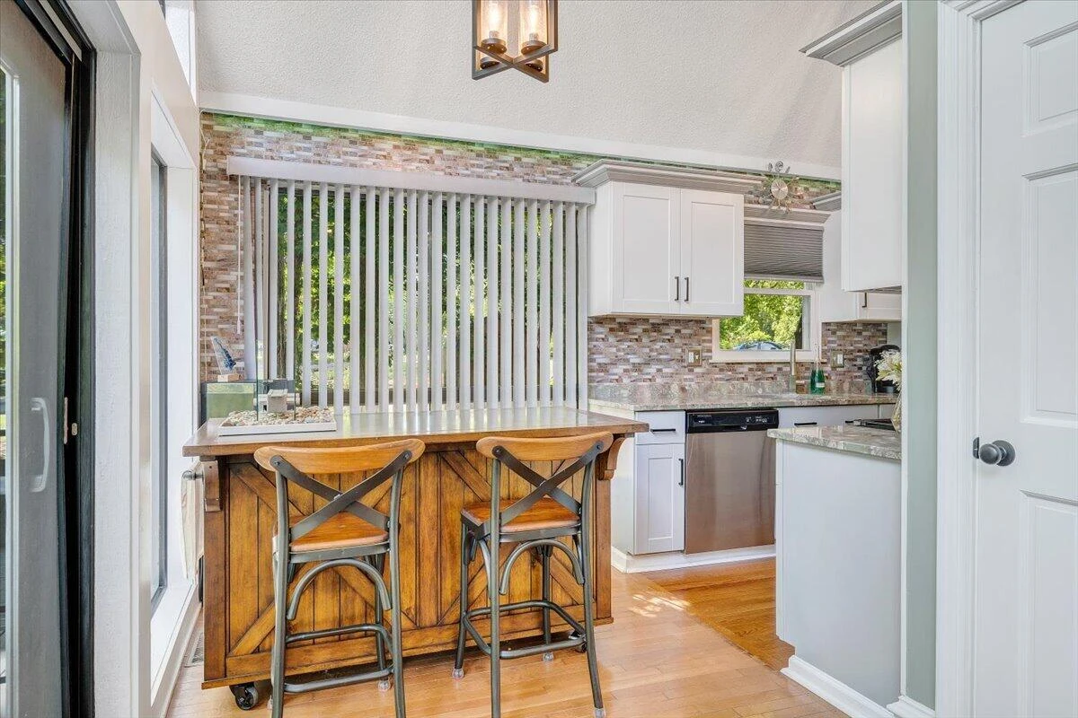 890 Long Island DR - Photo 20