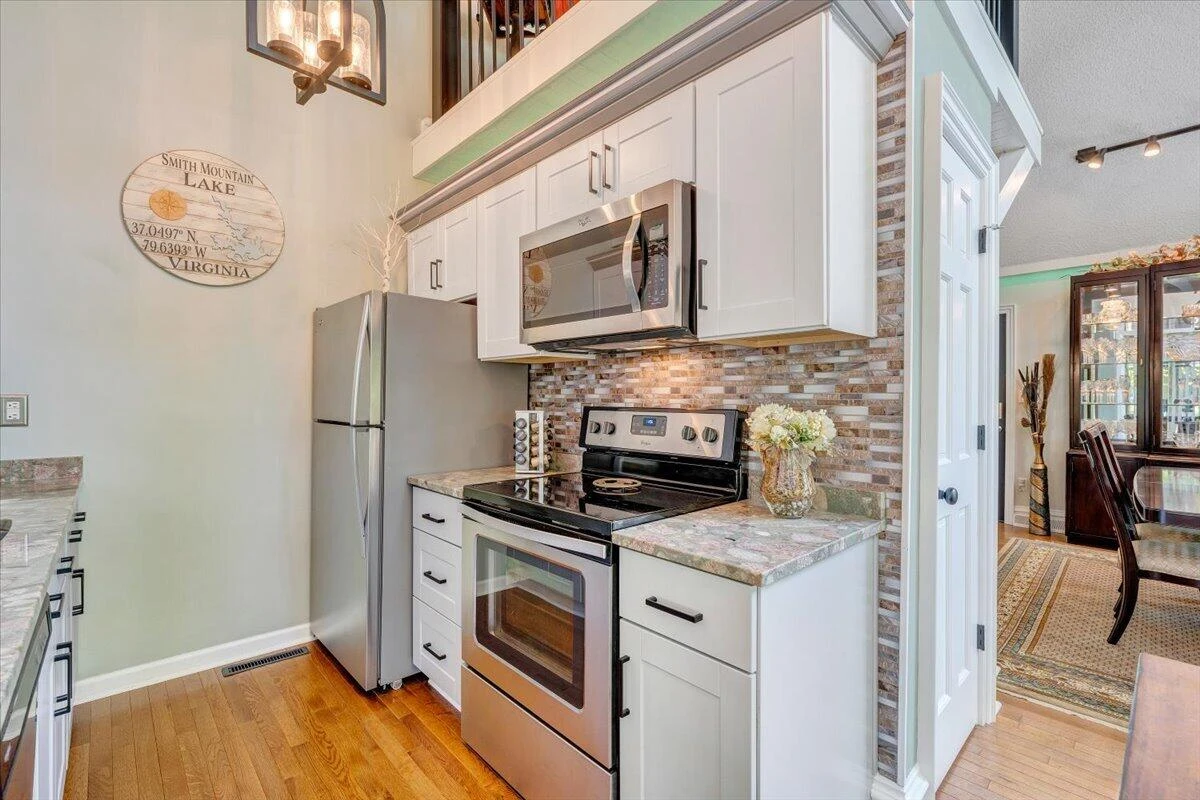 890 Long Island DR - Photo 24