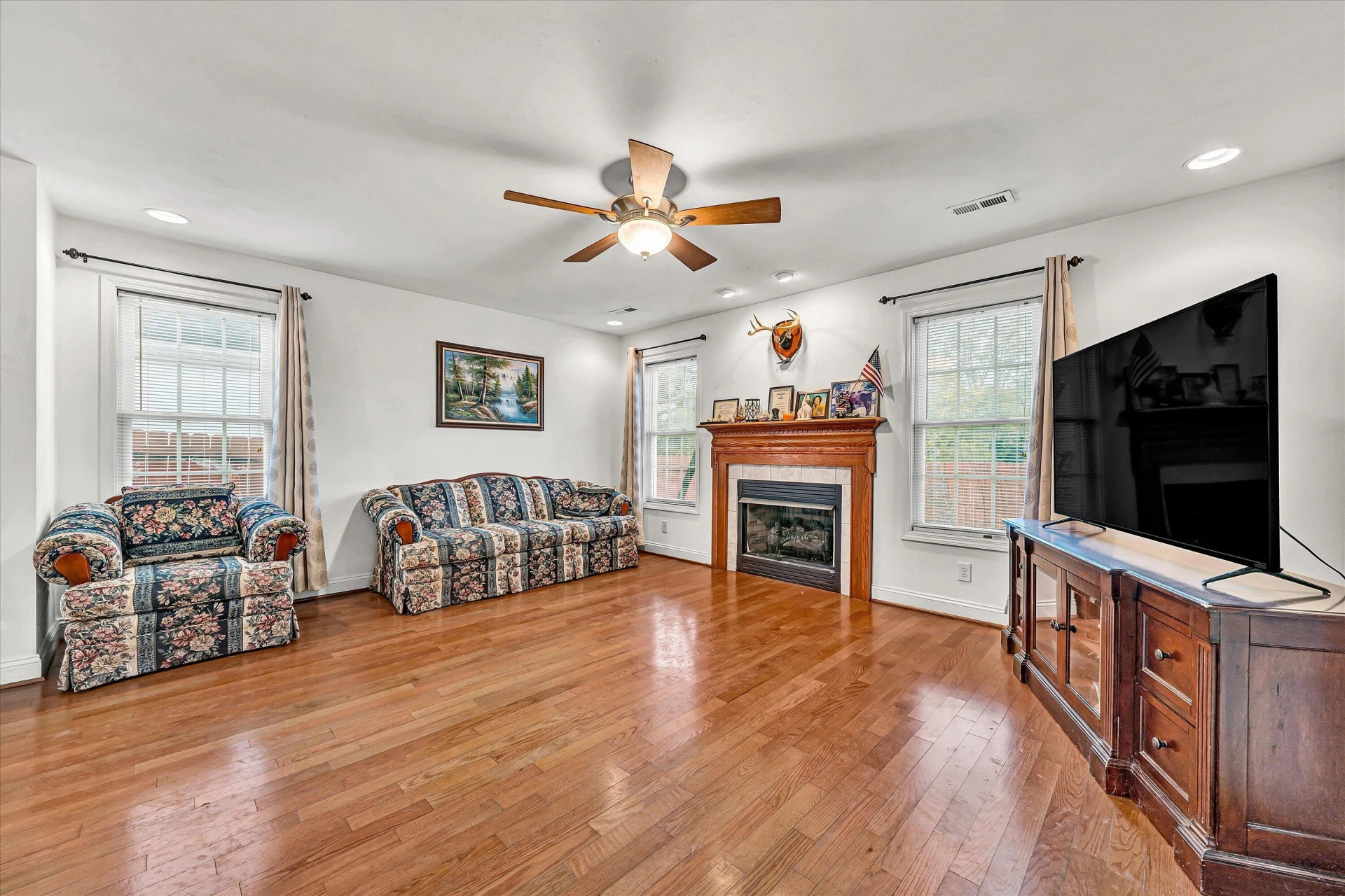 5736 Glen Haven DR - Photo 6