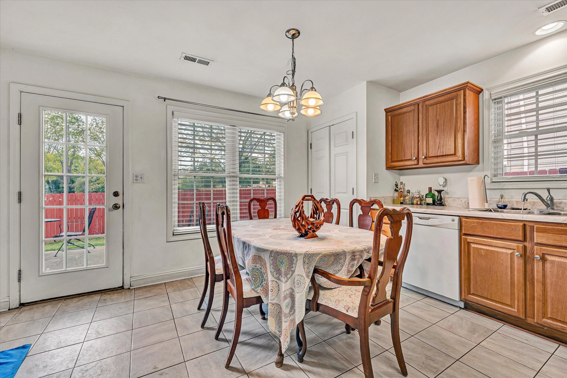 5736 Glen Haven DR - Photo 11