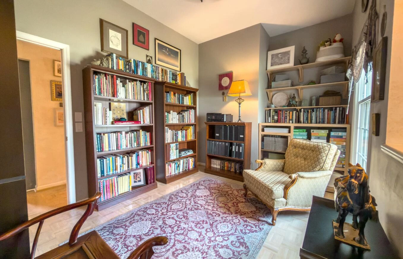 4726 Barclay SQ SW - Photo 11