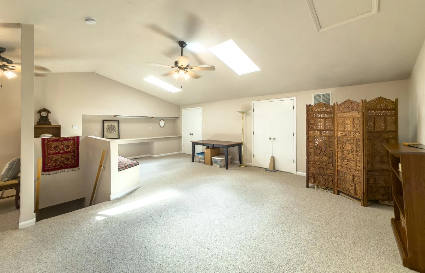 4726 Barclay SQ SW - Photo 21