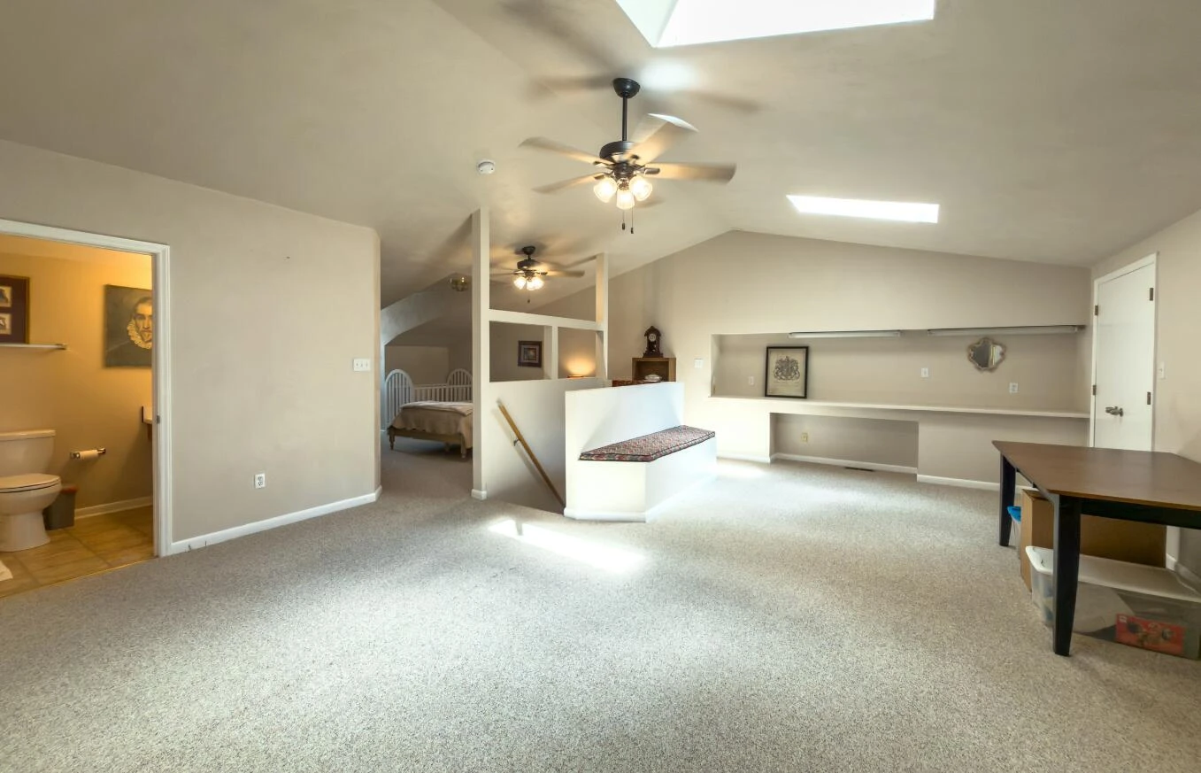 4726 Barclay SQ SW - Photo 22