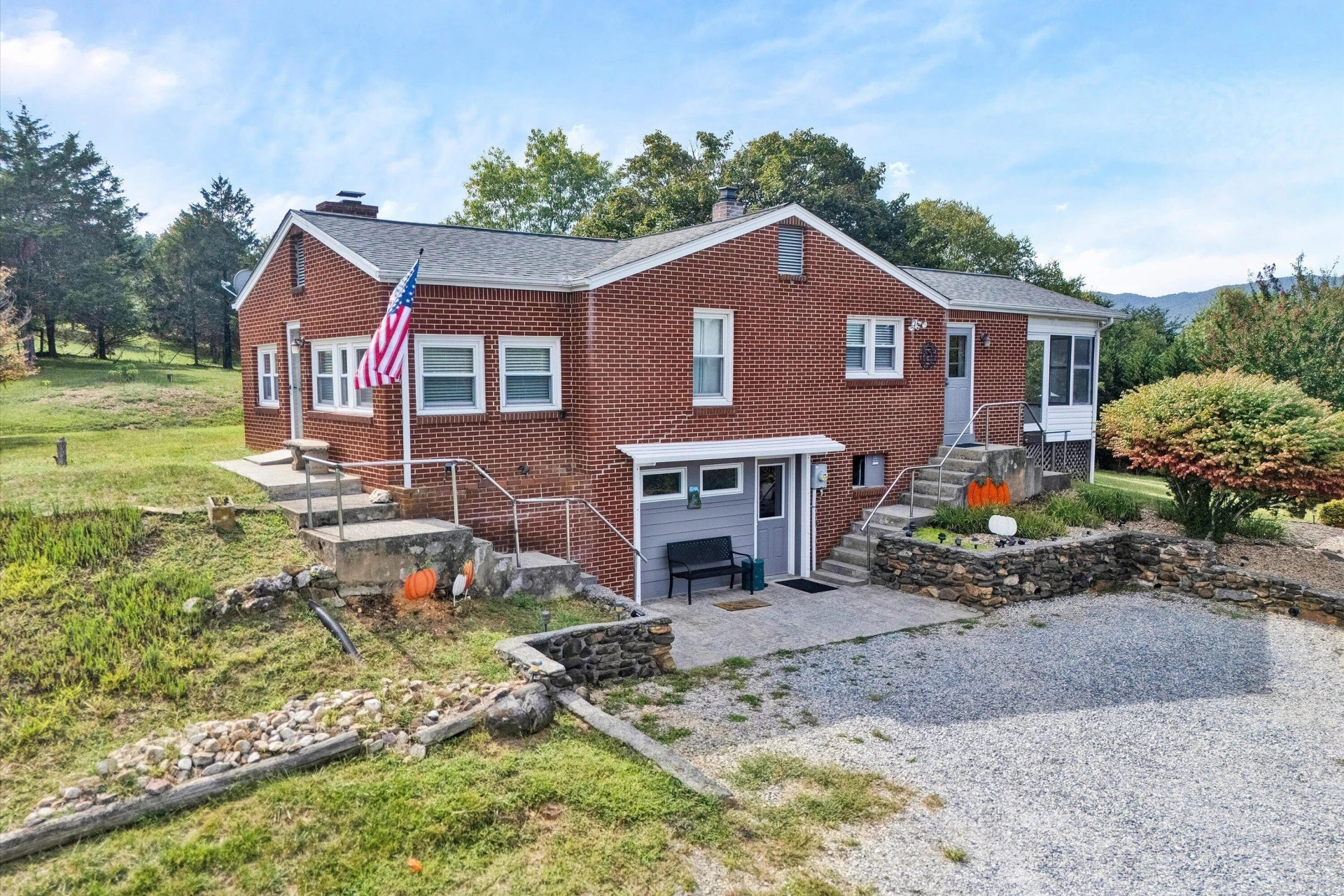 819 Sprinkle RD - Photo 39