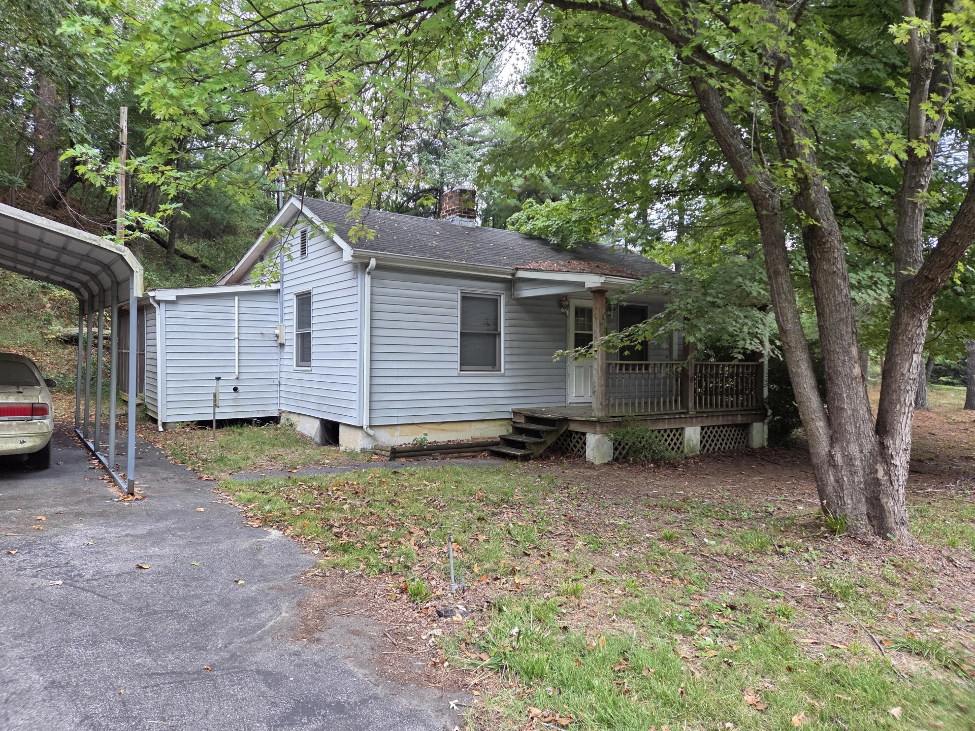 2611 Creekside DR