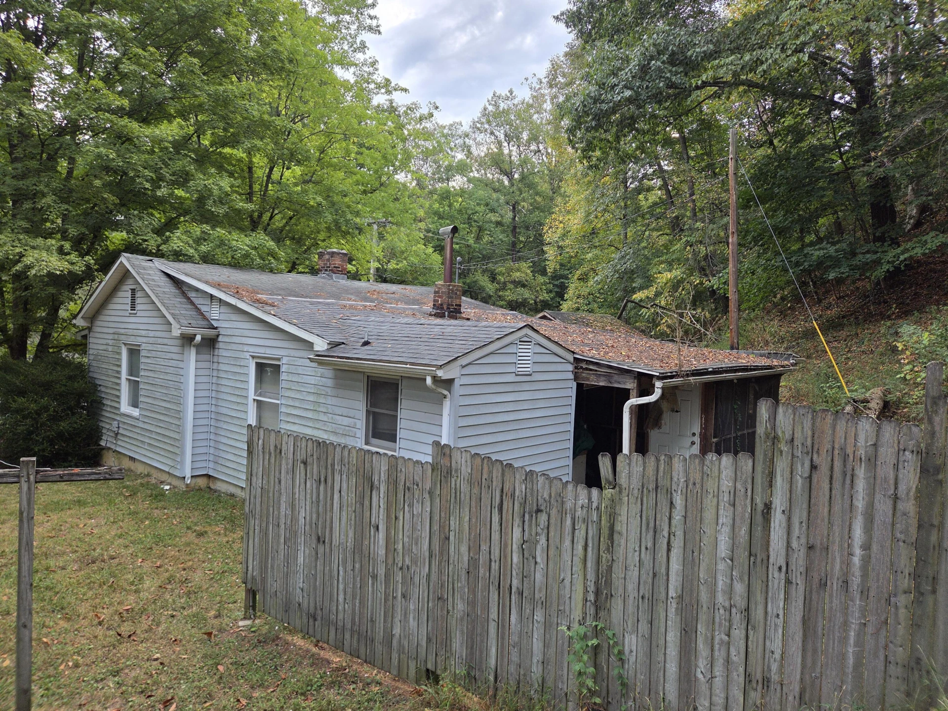 2611 Creekside DR - Photo 6