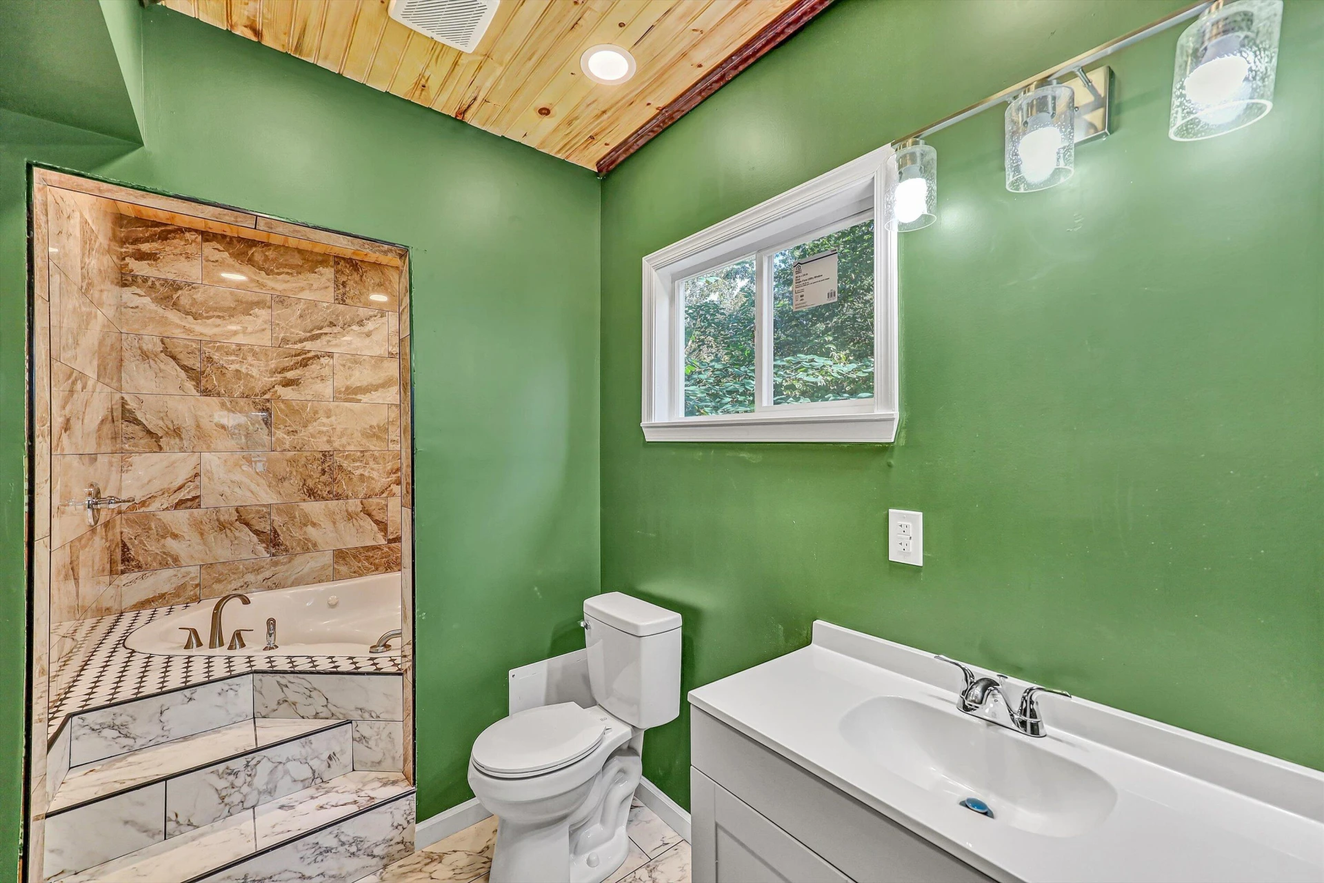 307 Greyson ST - Photo 13