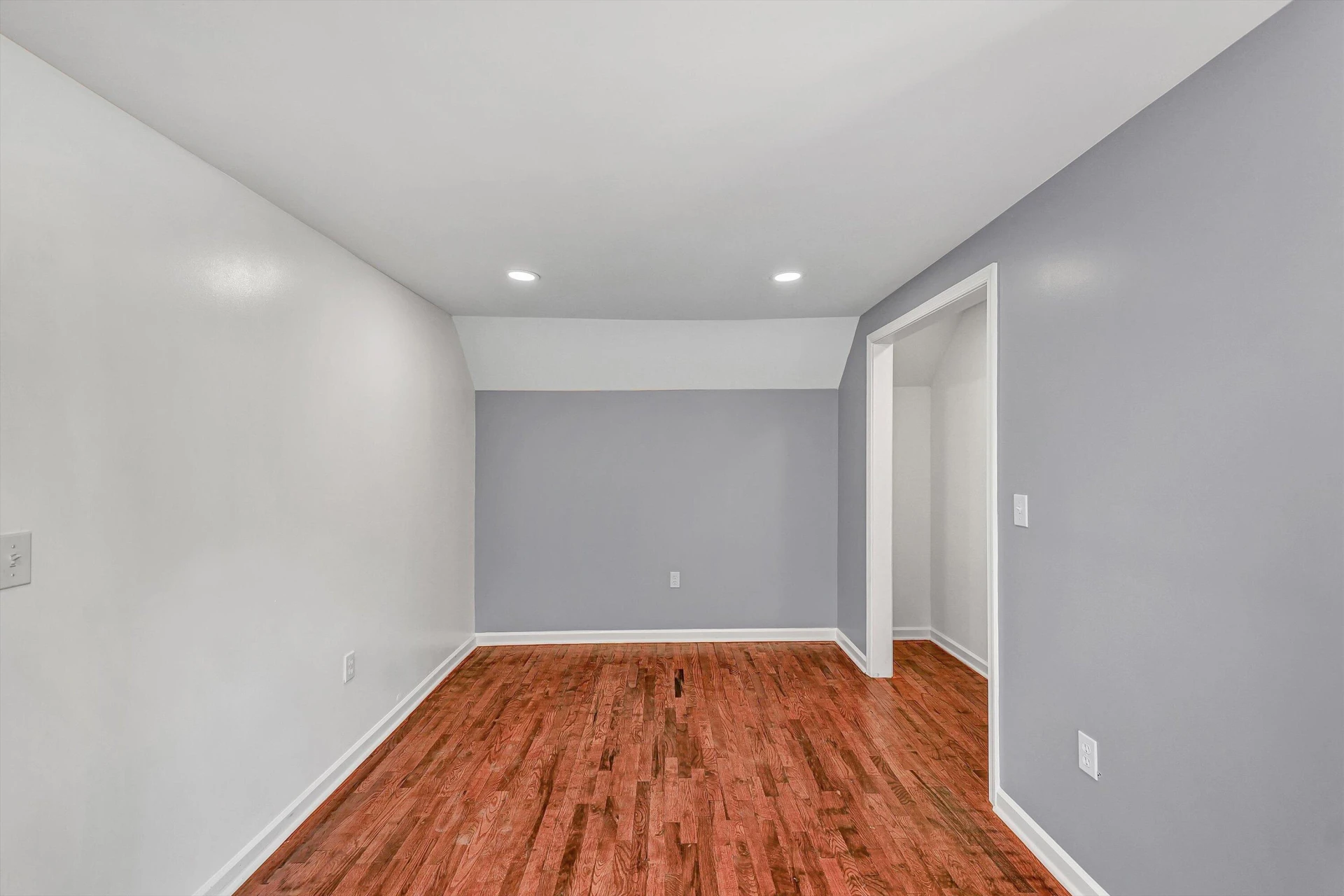 307 Greyson ST - Photo 17