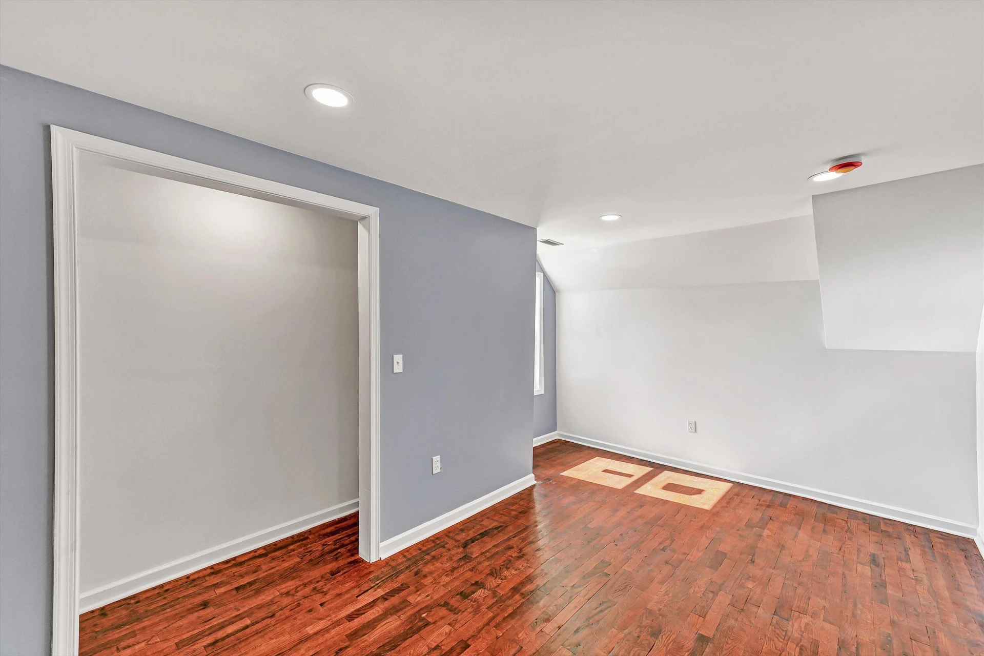 307 Greyson ST - Photo 18