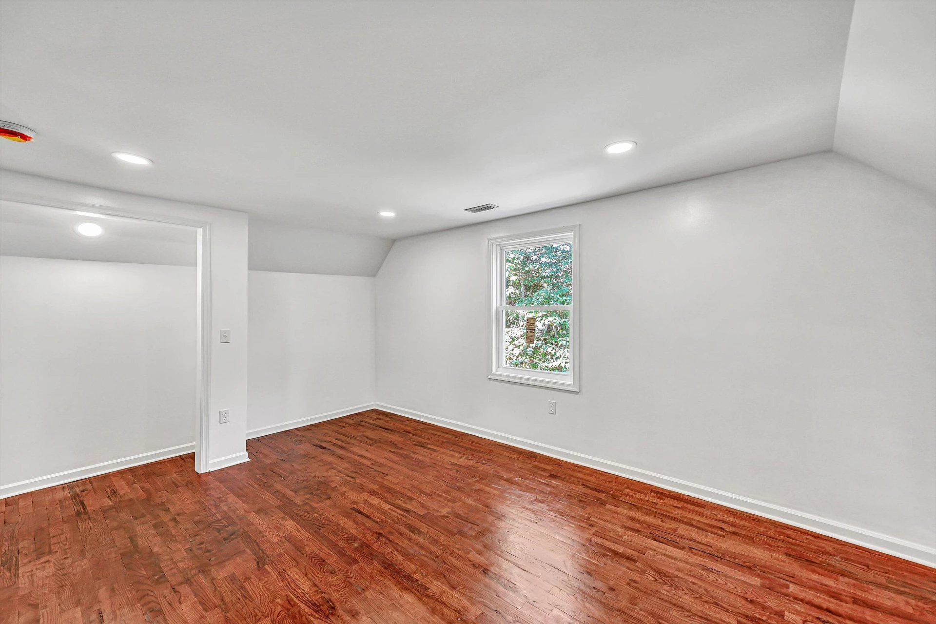307 Greyson ST - Photo 20