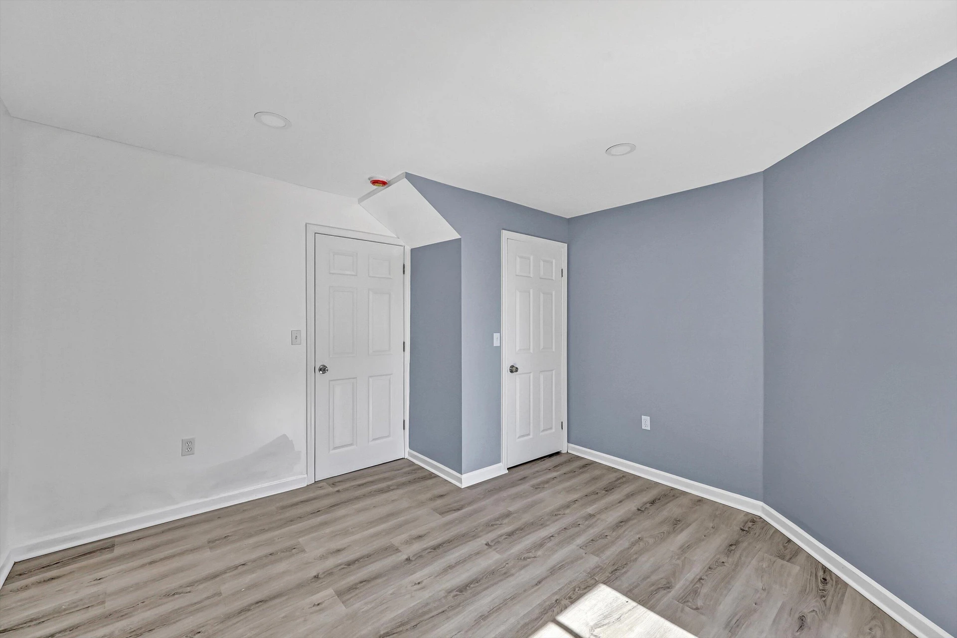 307 Greyson ST - Photo 32