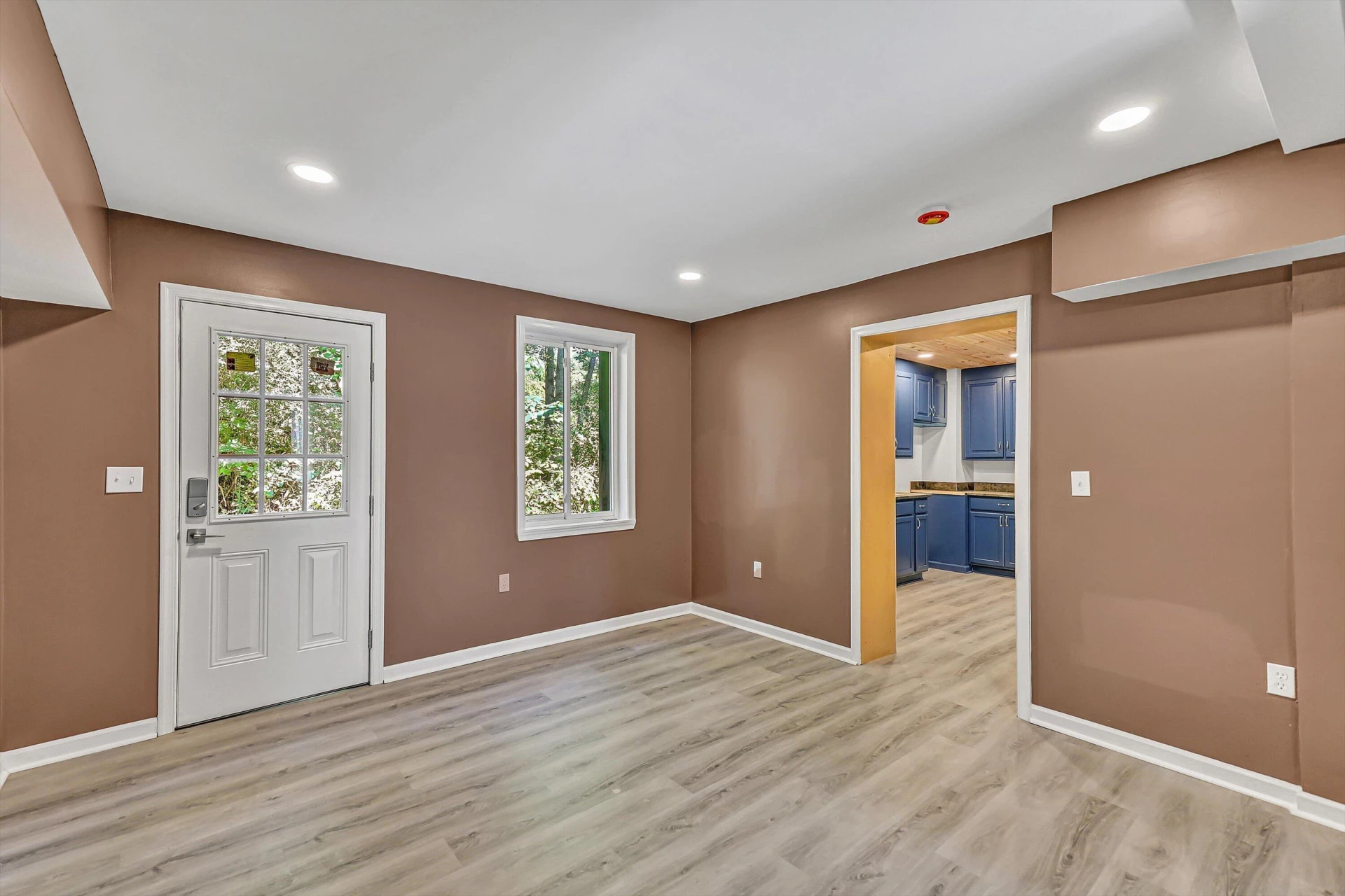 307 Greyson ST - Photo 34