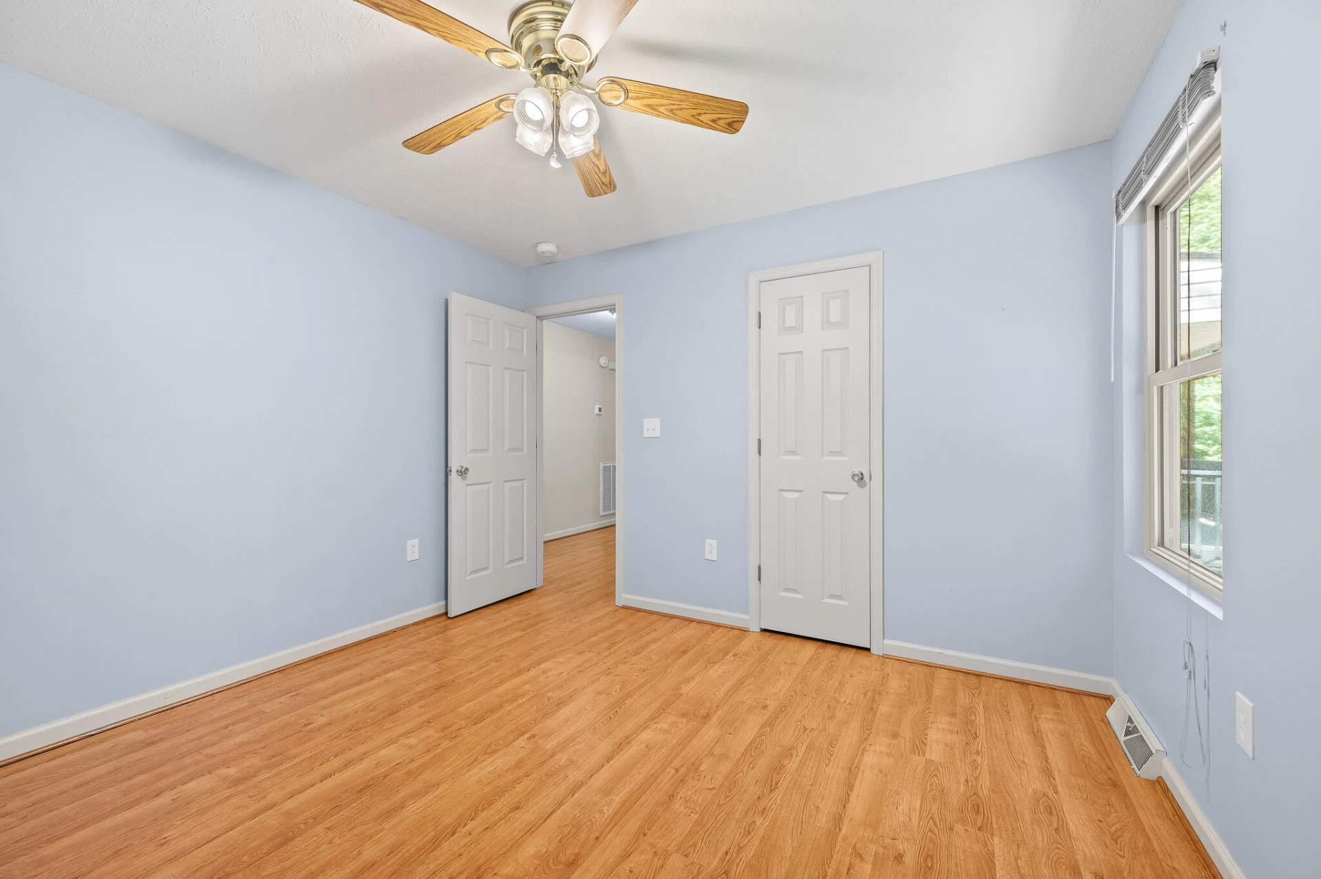 2120 Eagle Point RD - Photo 19