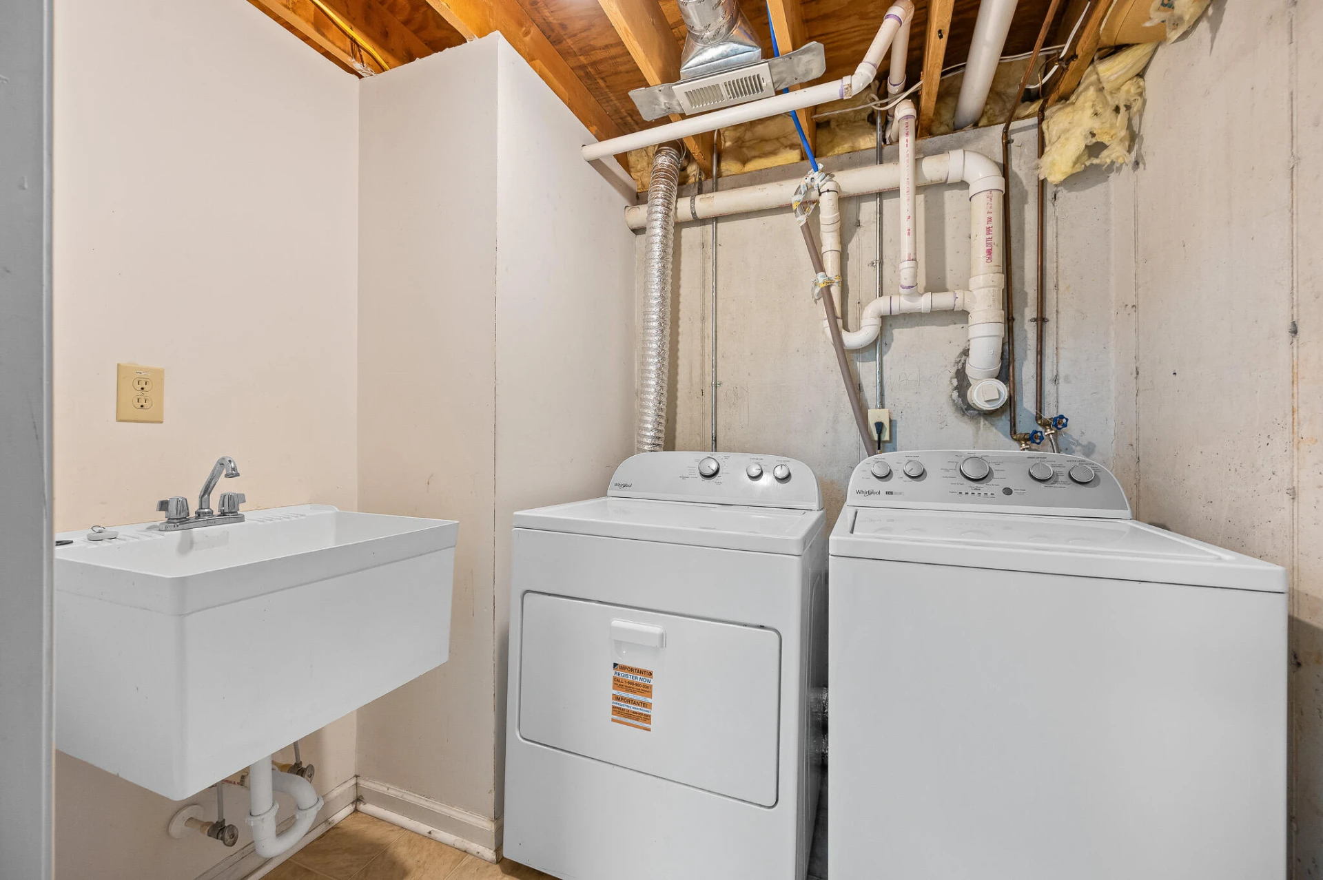 2120 Eagle Point RD - Photo 29