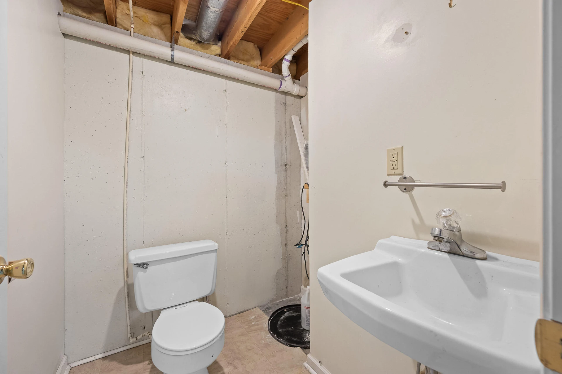 2120 Eagle Point RD - Photo 30