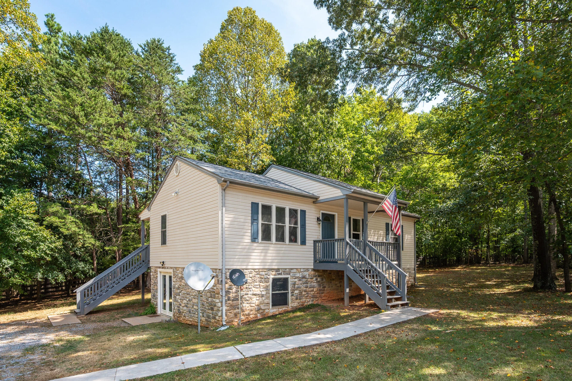2120 Eagle Point RD - Photo 37