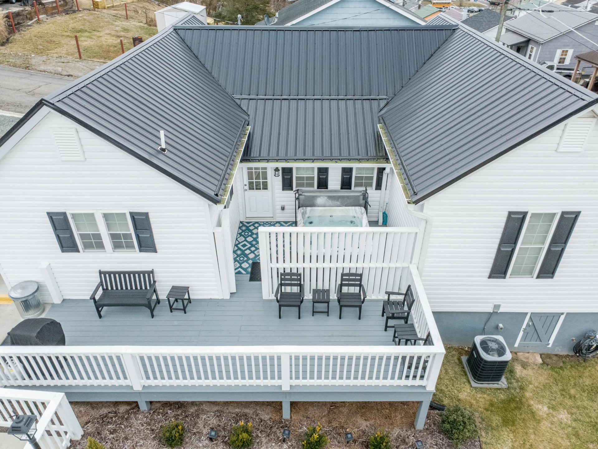 305 Grayson ST - Photo 3