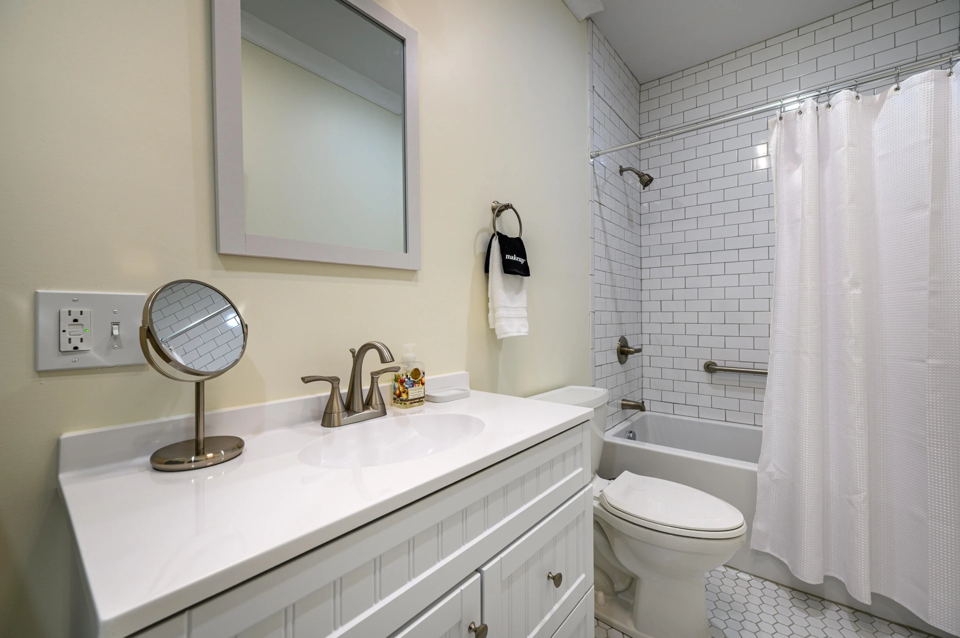 305 Grayson ST - Photo 43