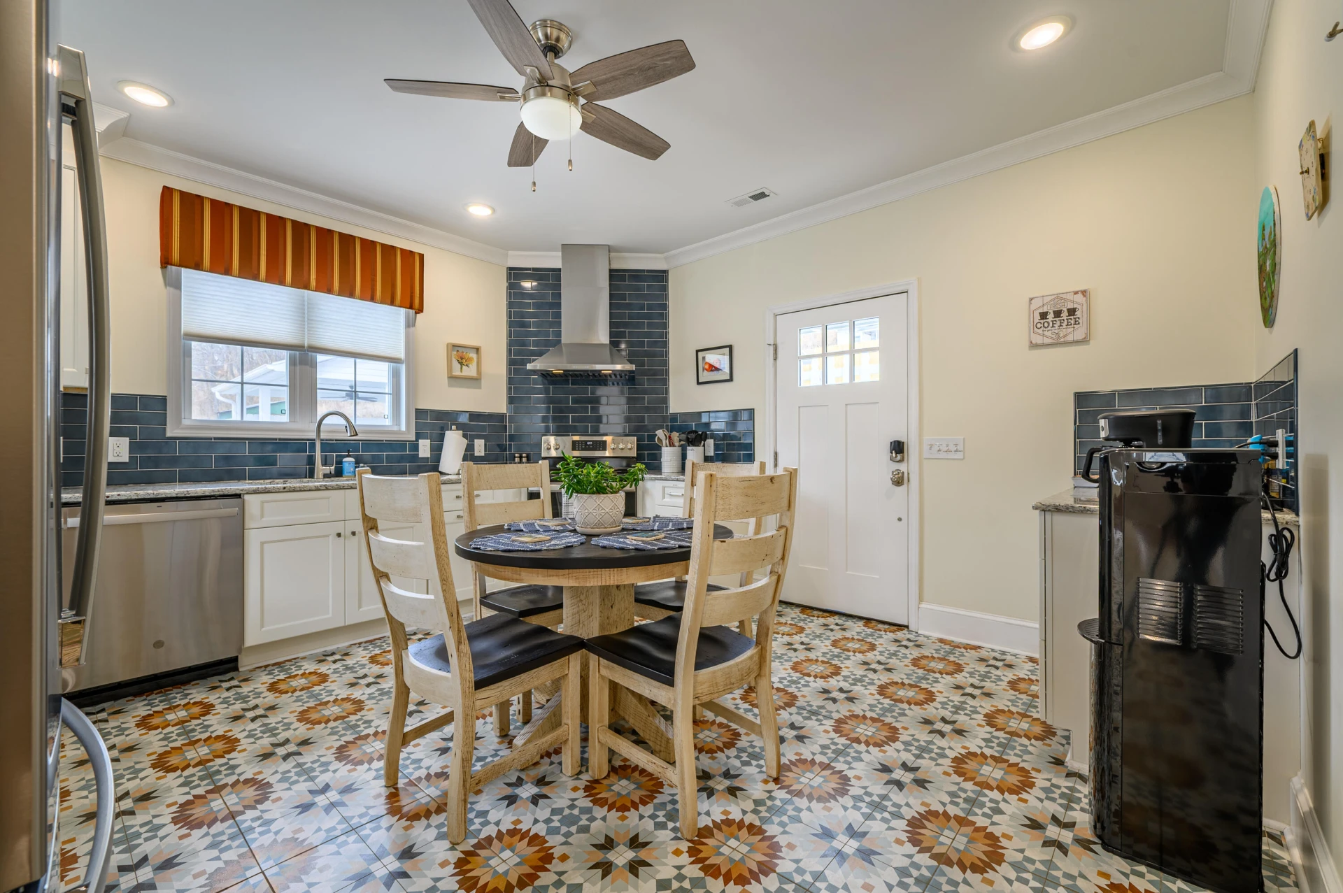 305 Grayson ST - Photo 49
