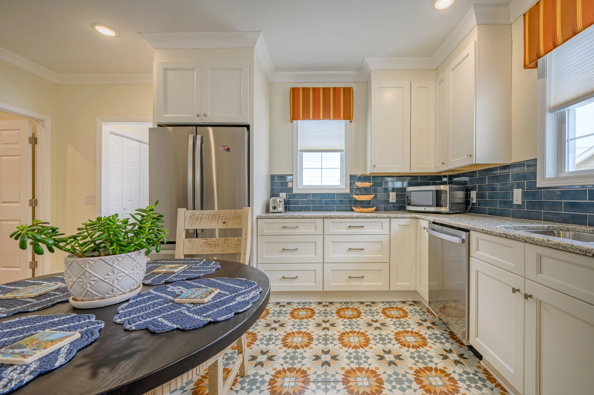 305 Grayson ST - Photo 51
