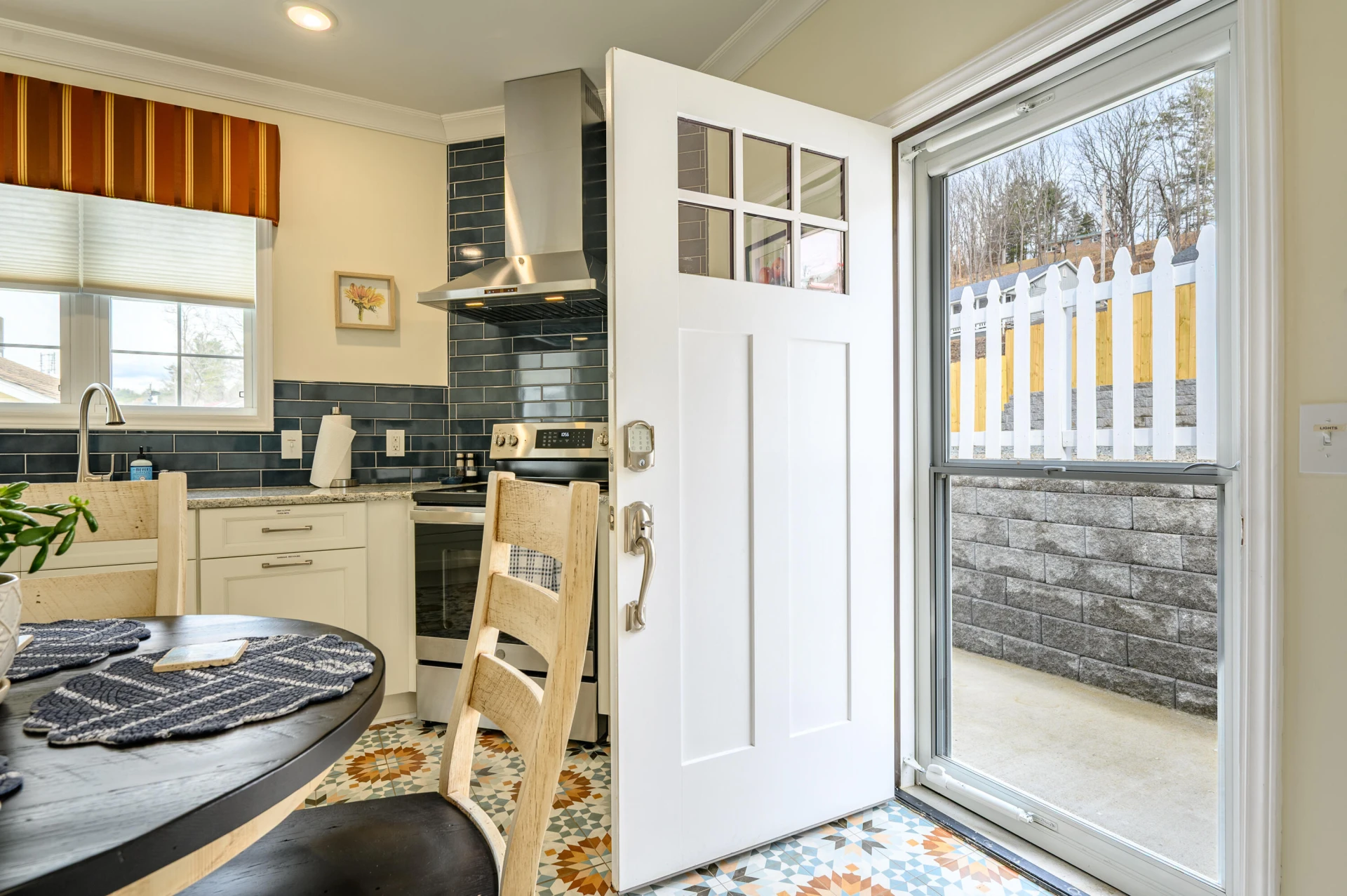 305 Grayson ST - Photo 54
