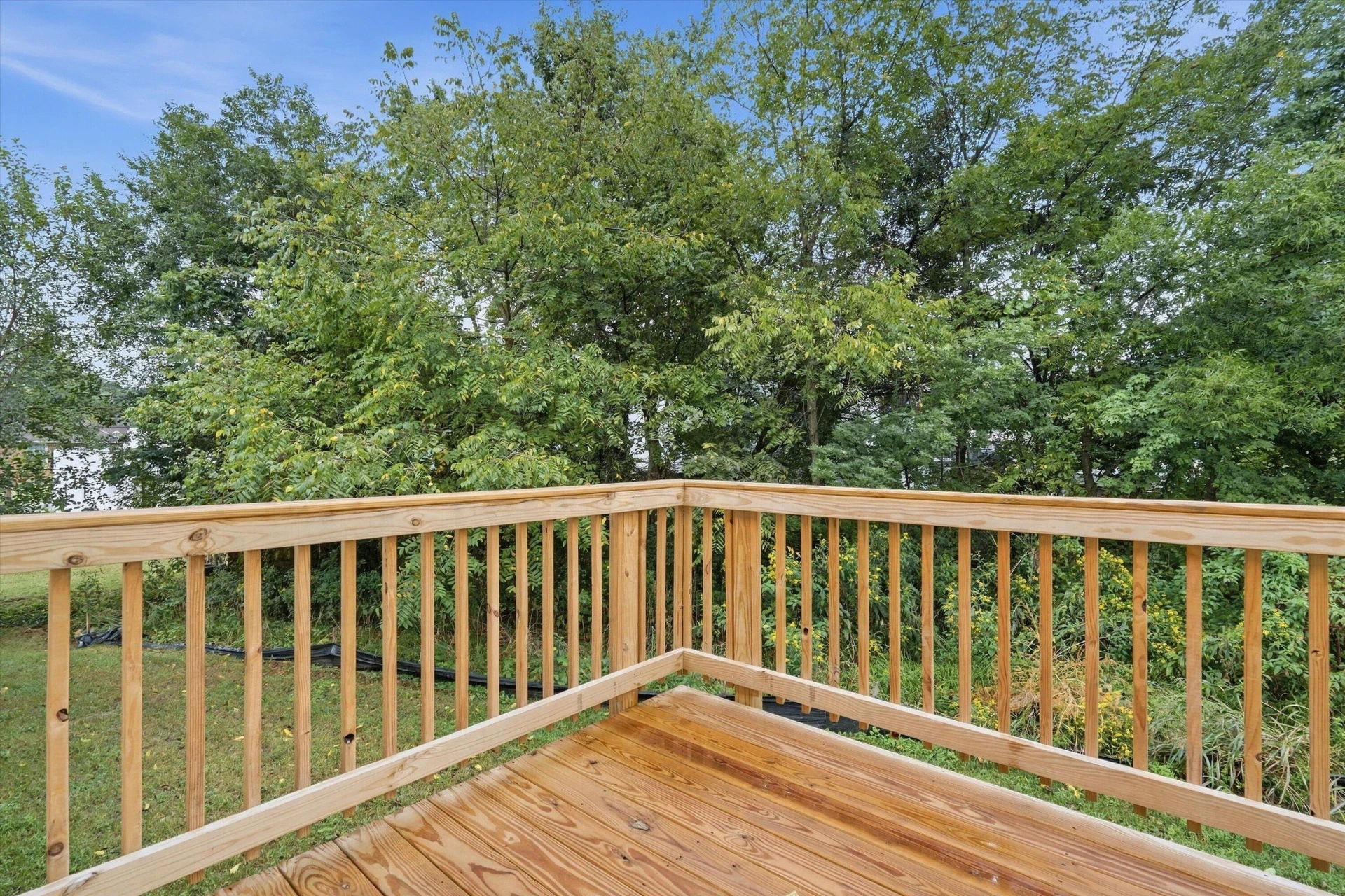 415 7th ST - Photo 21