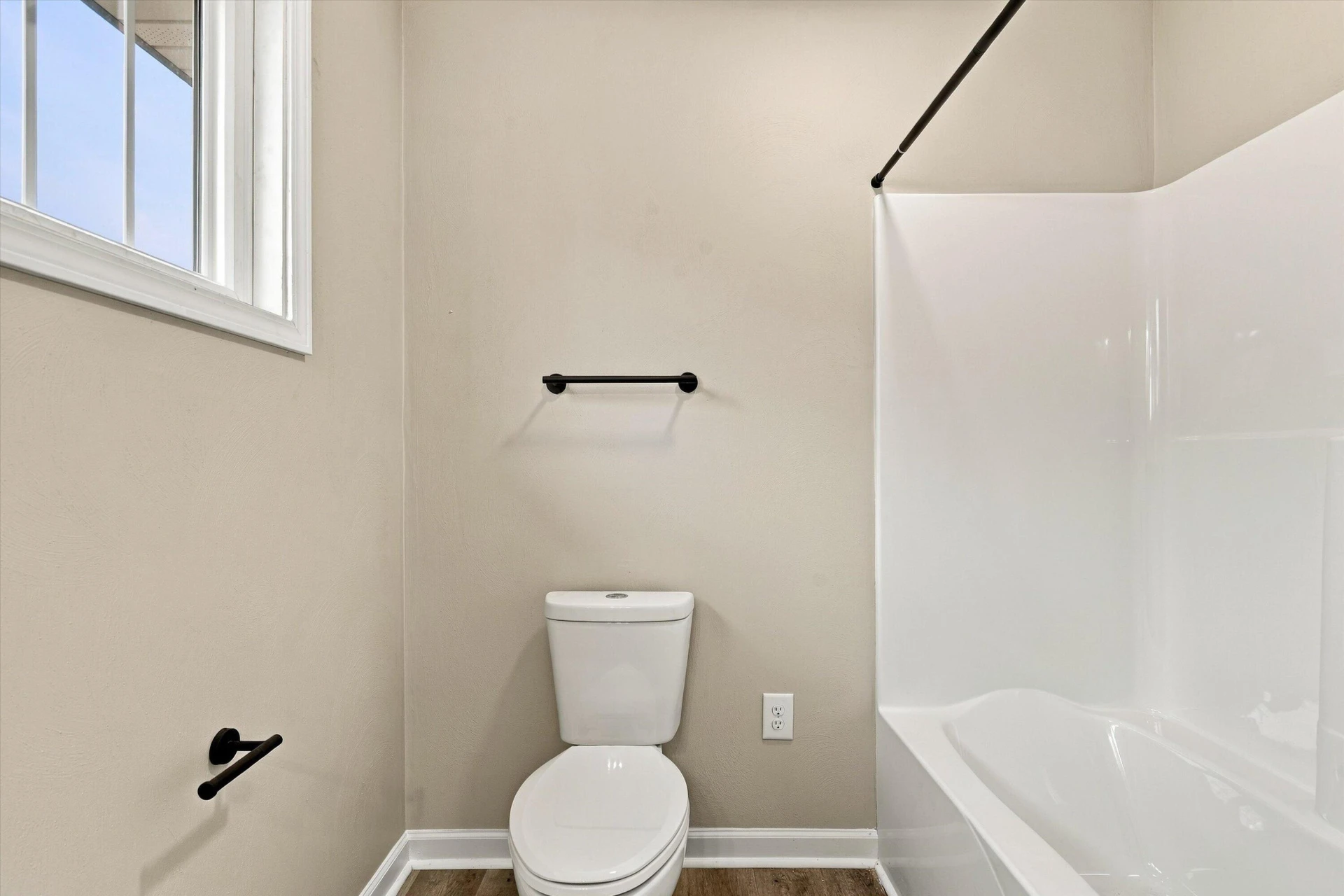 415 7th ST - Photo 29