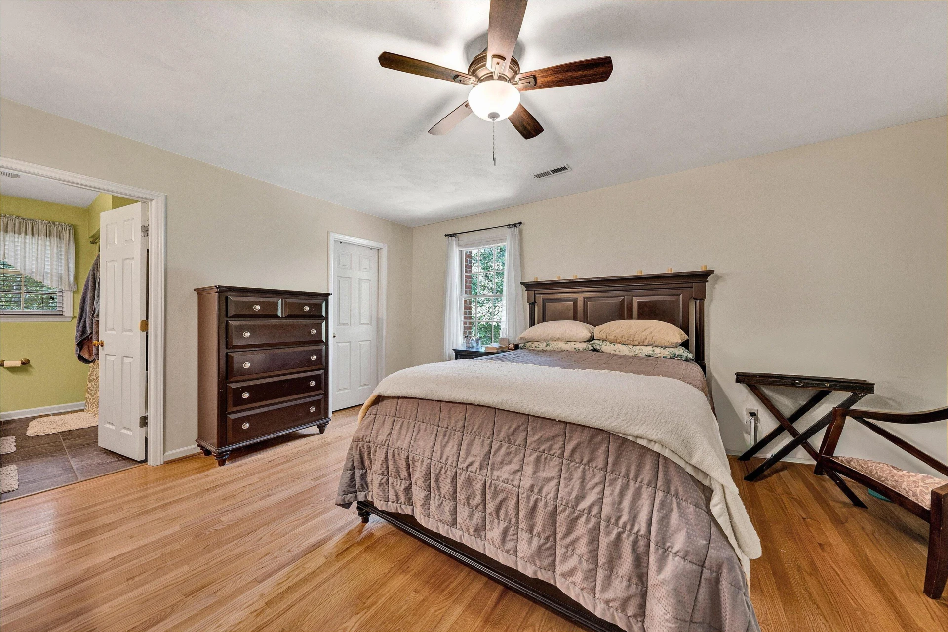 999 Lee LN - Photo 12