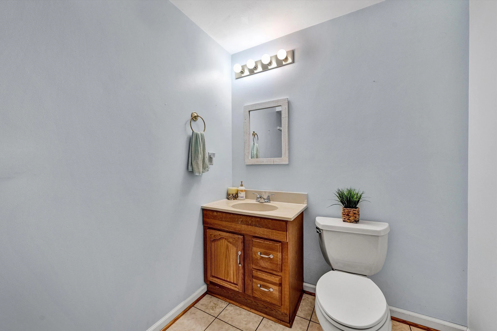 999 Lee LN - Photo 32