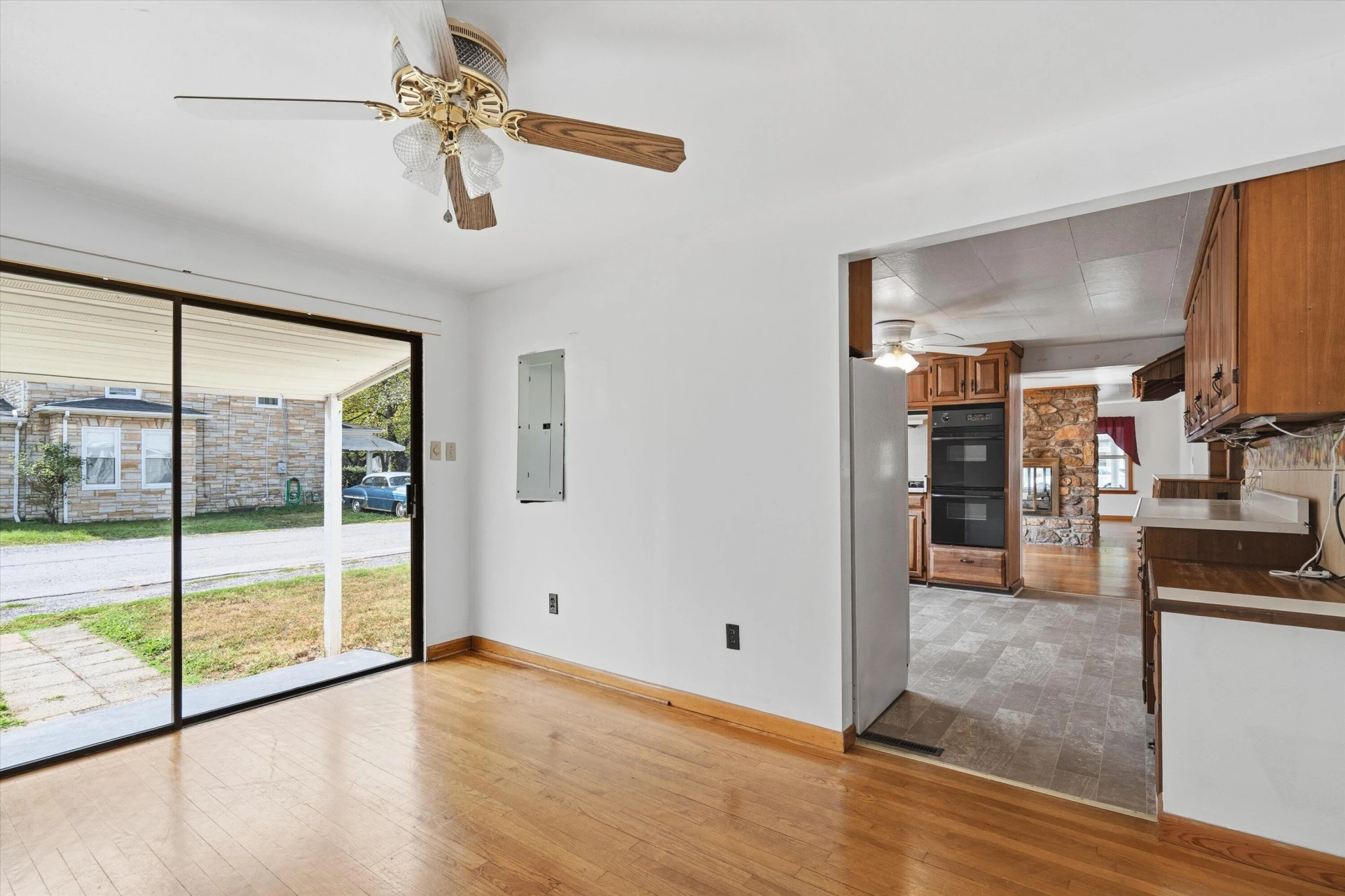 601 Bowman AVE - Photo 22
