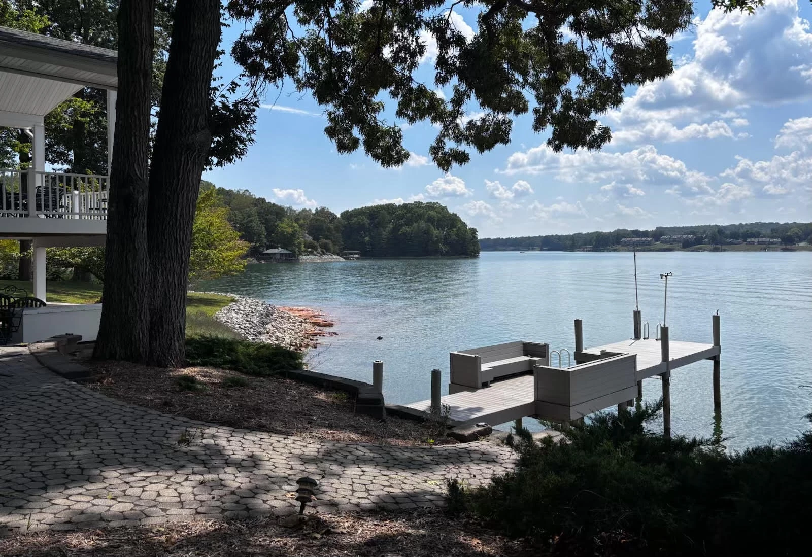 307 Lakewood DR - Photo 3