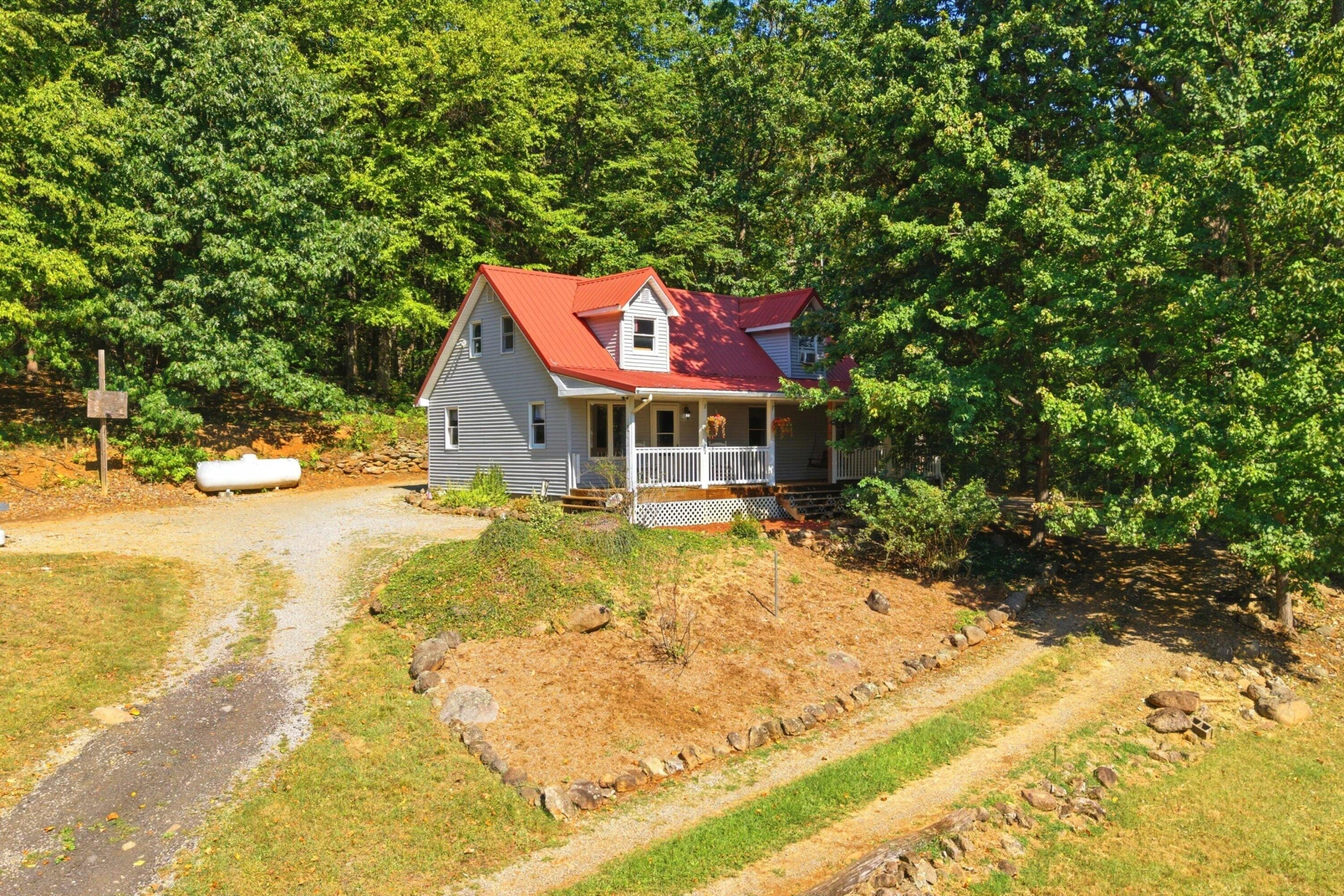1909 Karnes RD - Photo 2