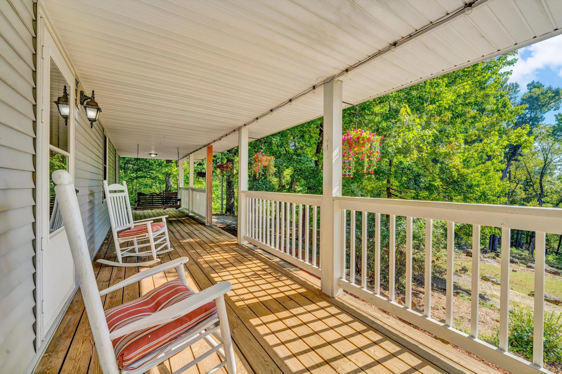 1909 Karnes RD - Photo 8